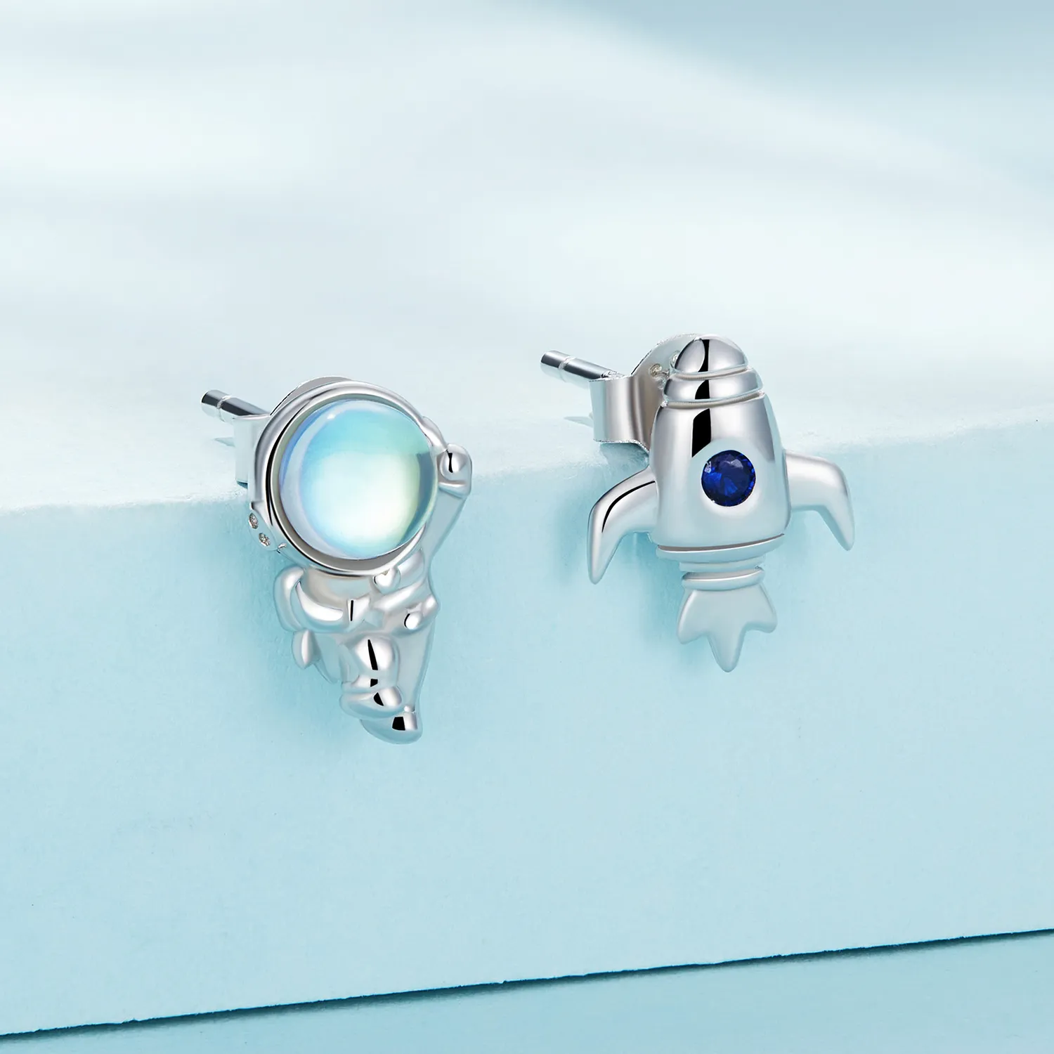 Pandora Style Spaceship Asymmetric Earrings - SCE1578