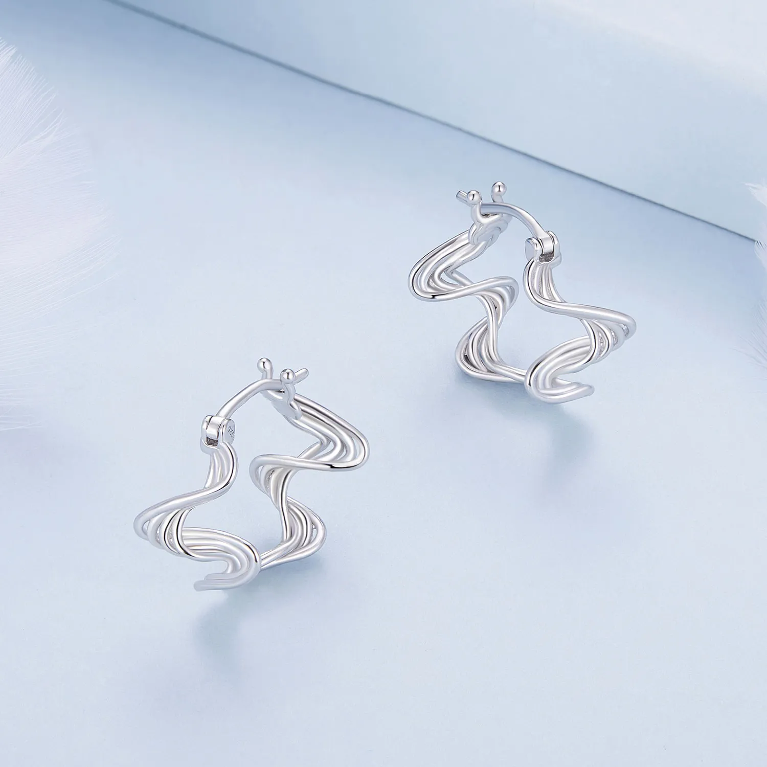 Pandora Style Wave Hoop Earrings - BSE907