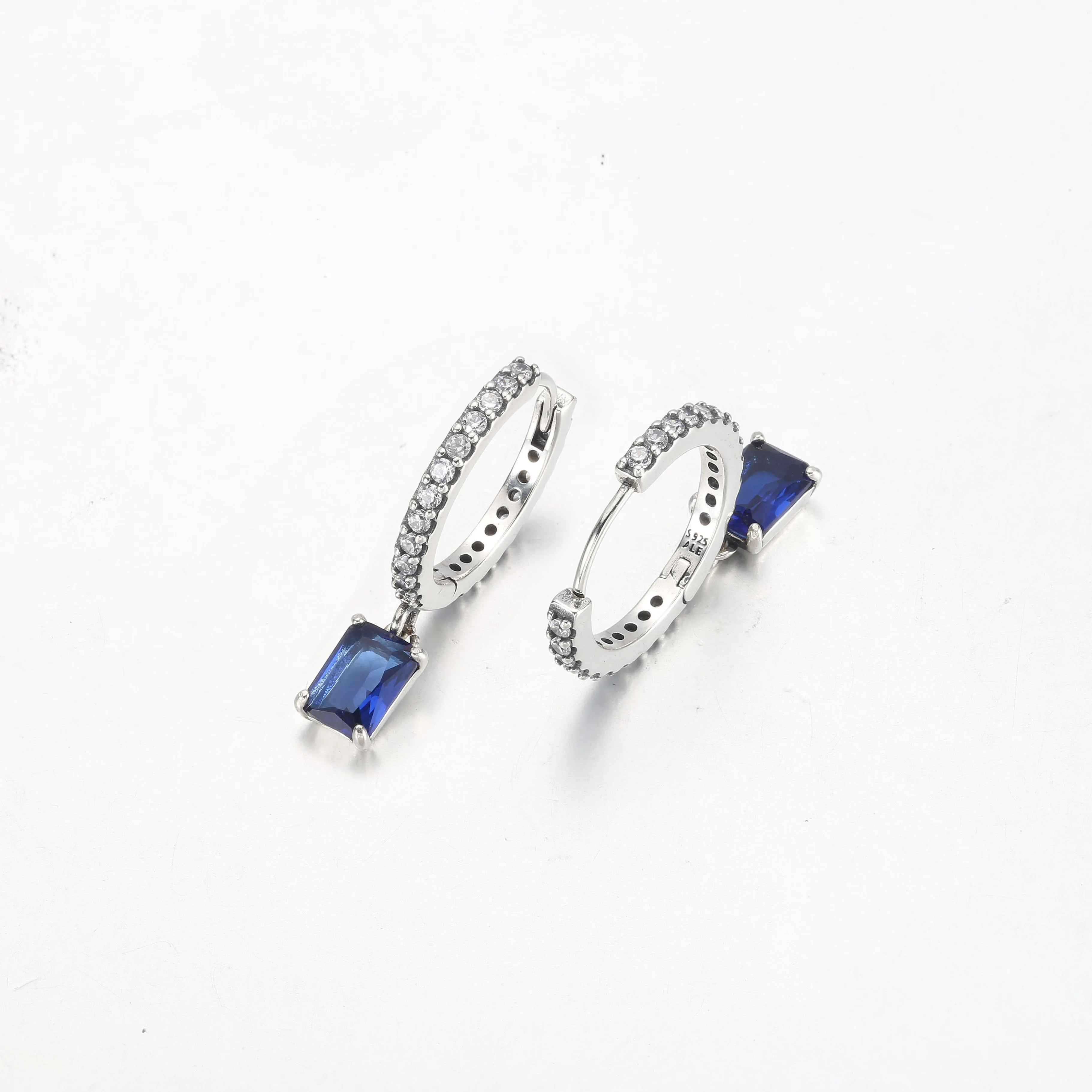 Pandora Blue Rectangular Sparkling Hoop Earrings - 292381C01