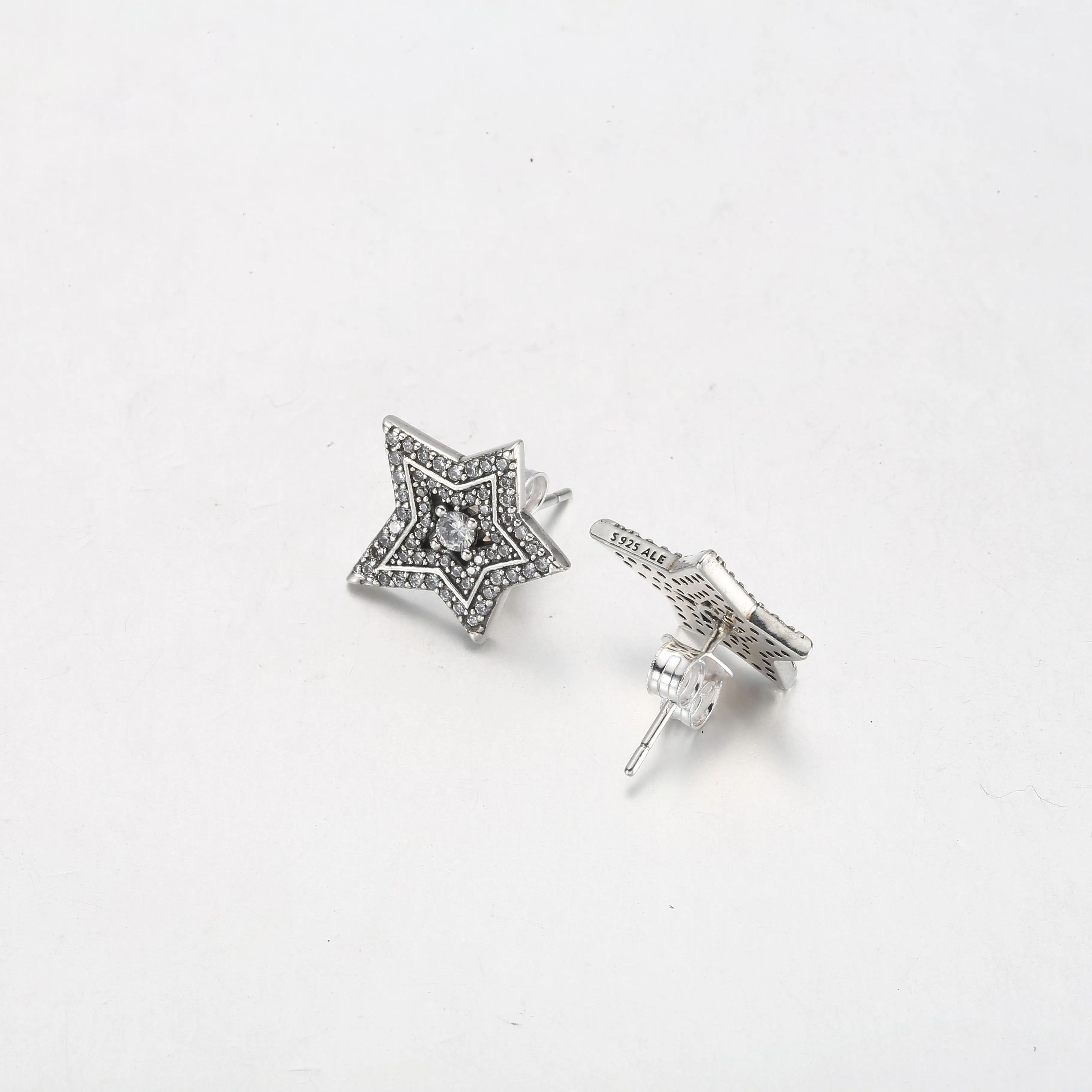 Pandora Celestial Asymmetric Star Stud Earrings - 292415C01