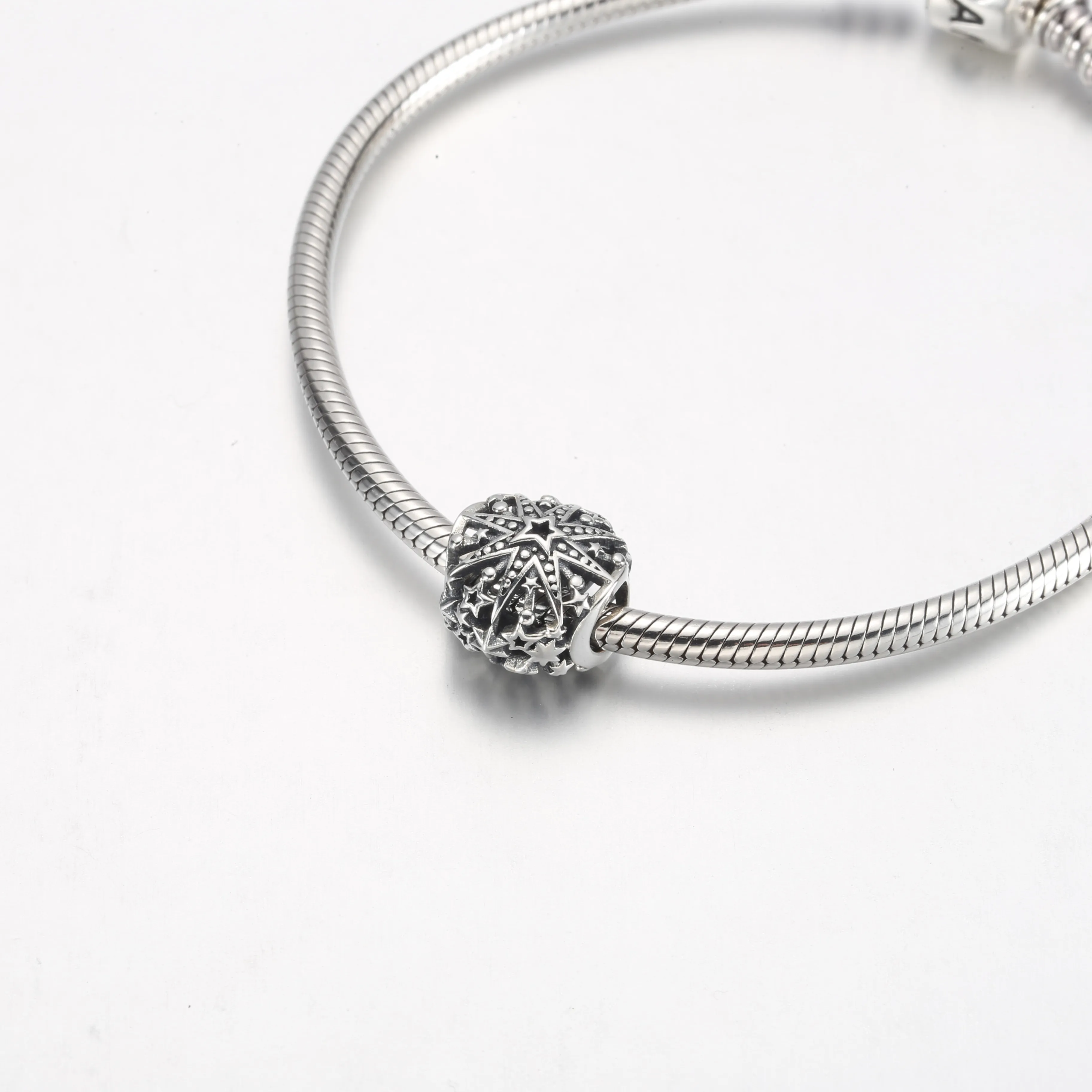 Pandora Celestial Snowflake Charm - 792360C00