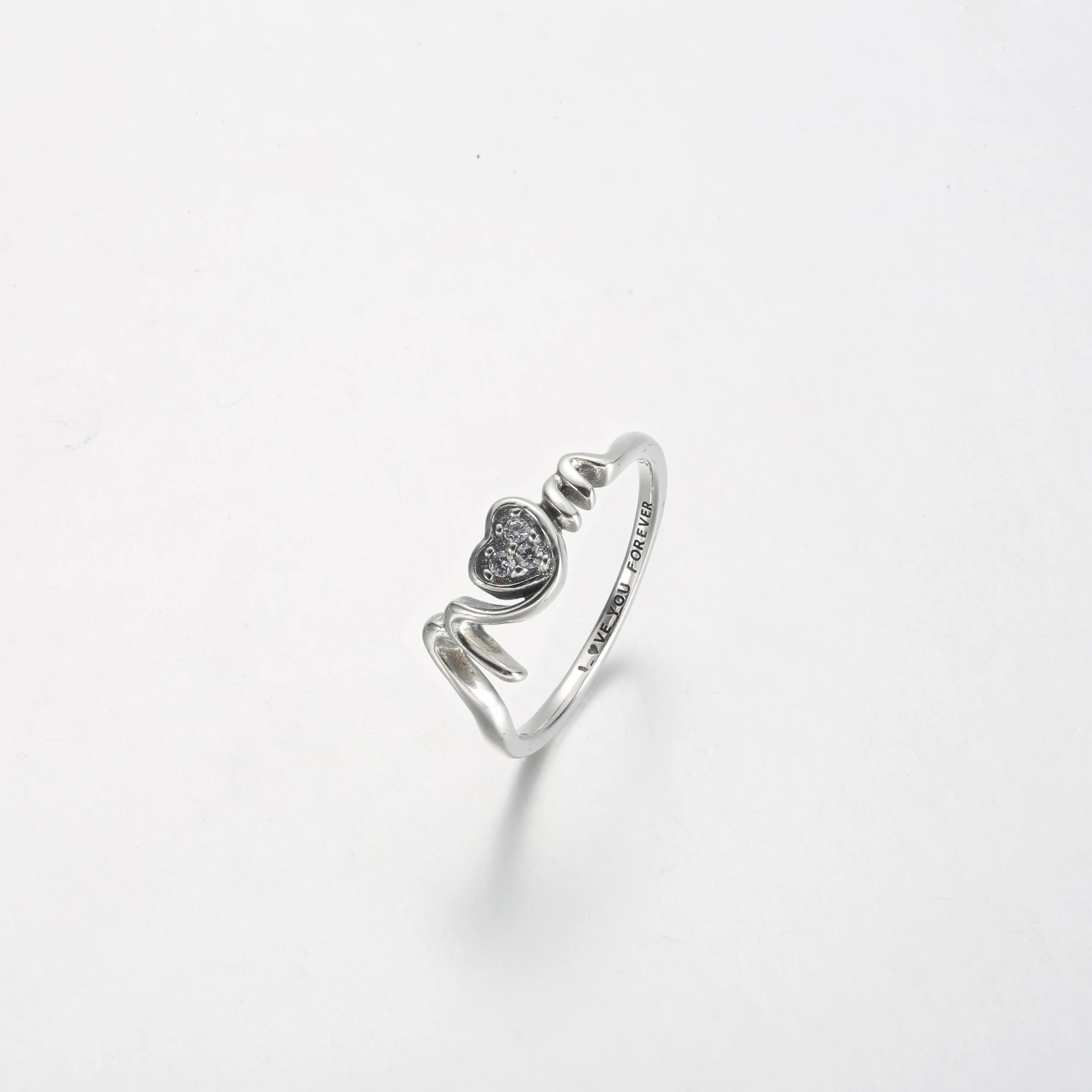 Pandora Mom Pavé Heart Ring - 191149C01