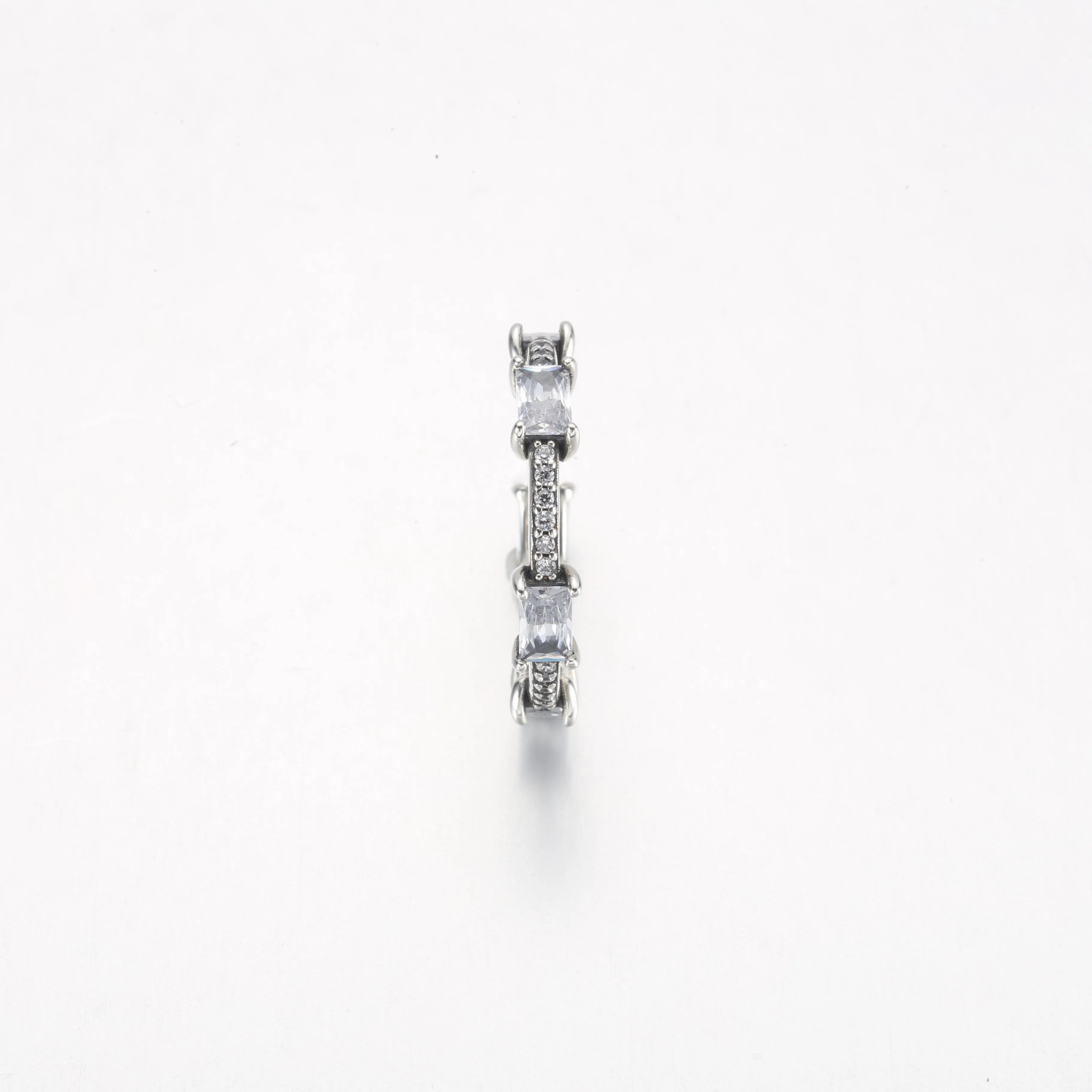 Pandora Rectangular Bars Sparkling Pavé Ring - 192397C01