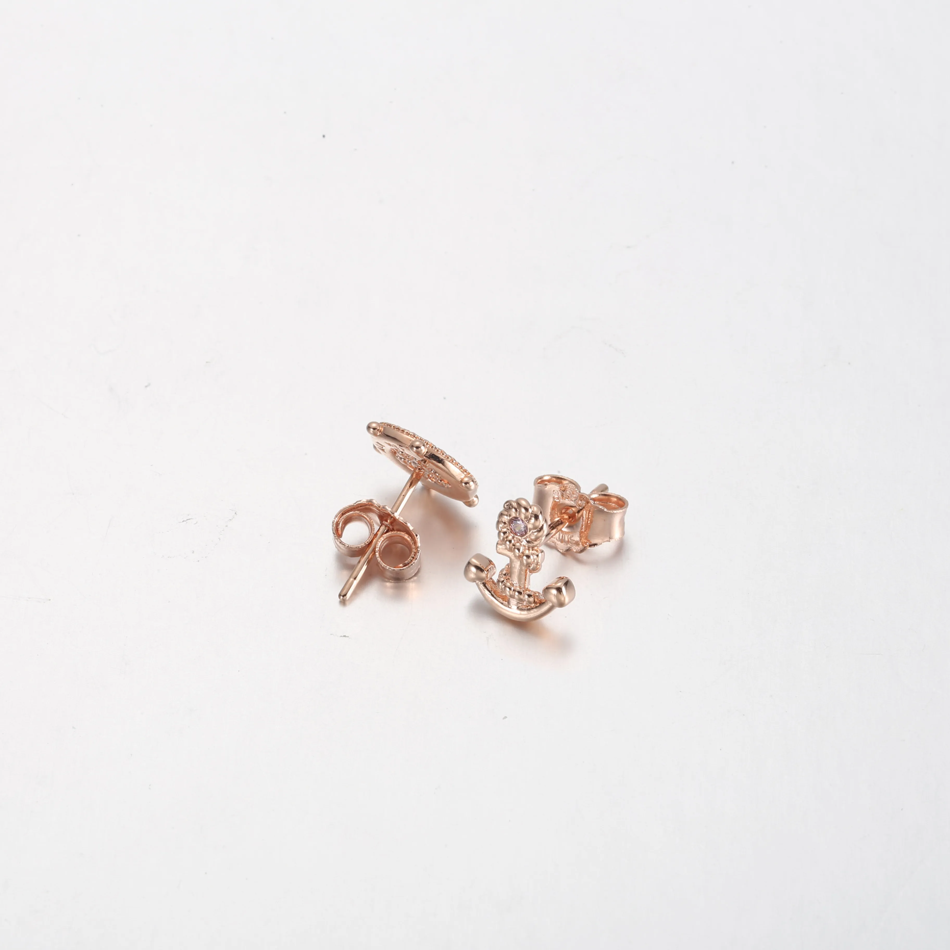 PANDORA Rose gold Sparkling Rudder and anchor Stud Earrings - P-D-3739