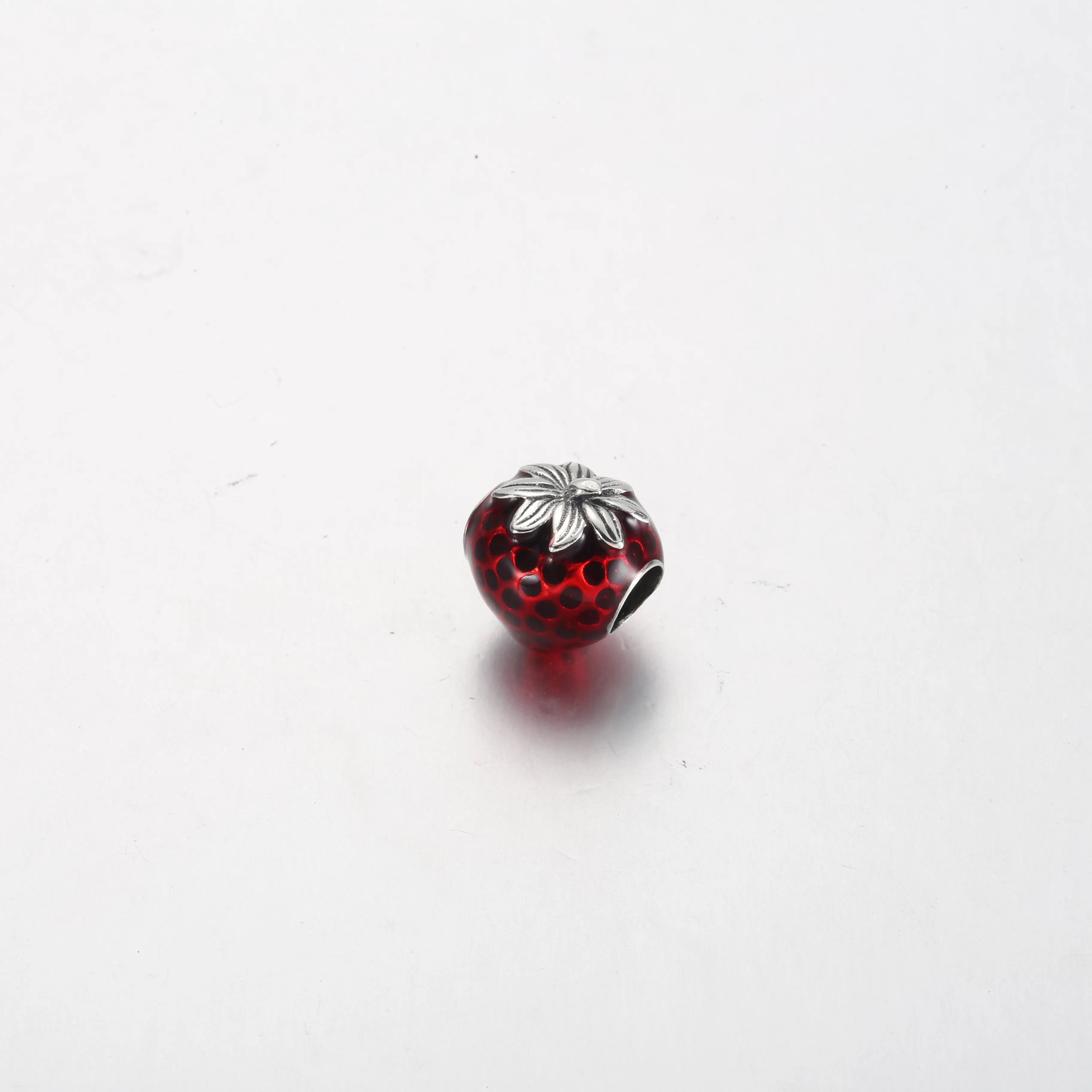 Pandora Seeded Strawberry Fruit Charm - 791681C01