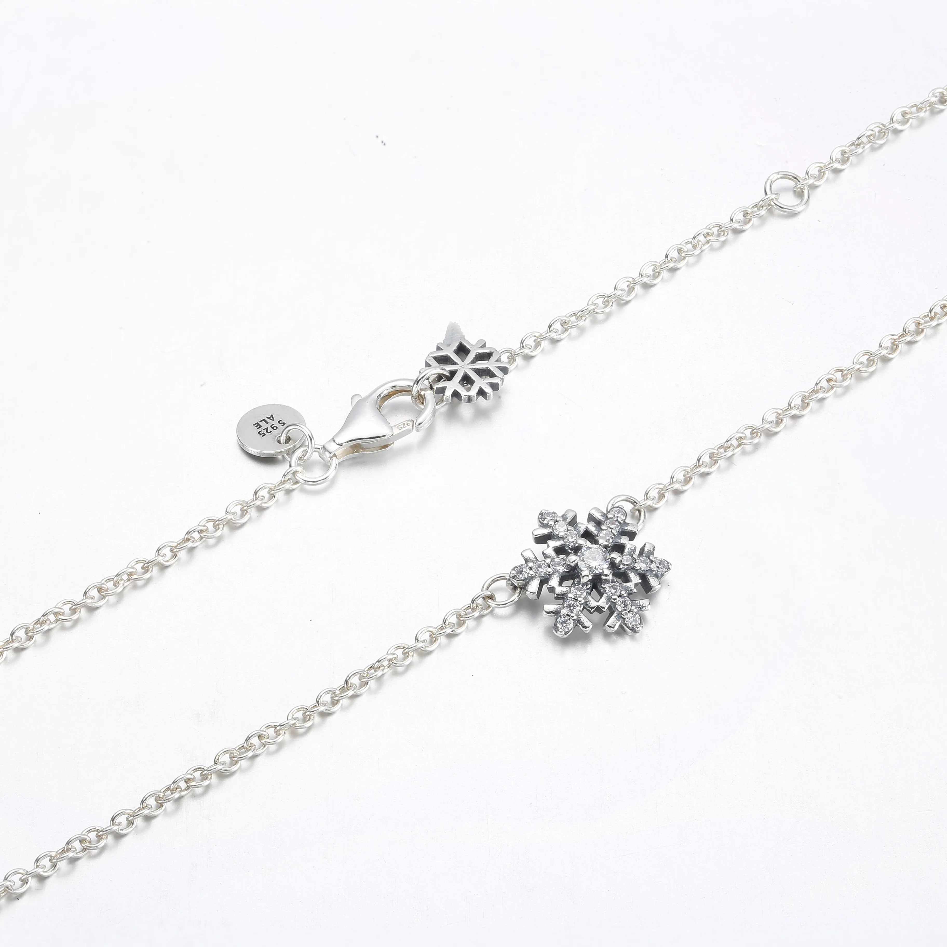 Pandora Sparkling Snowflake Pendant Necklace - 392371C01