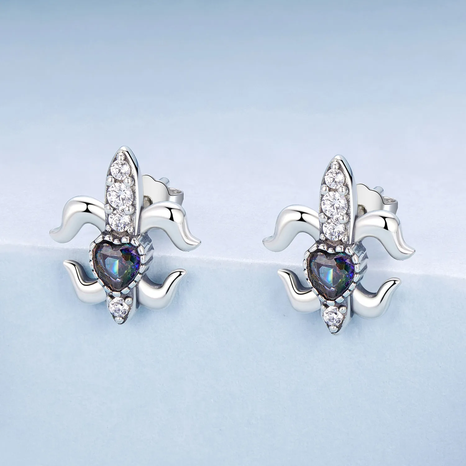 PANDORA Style Vintage Iris Stud Earrings - BSE968