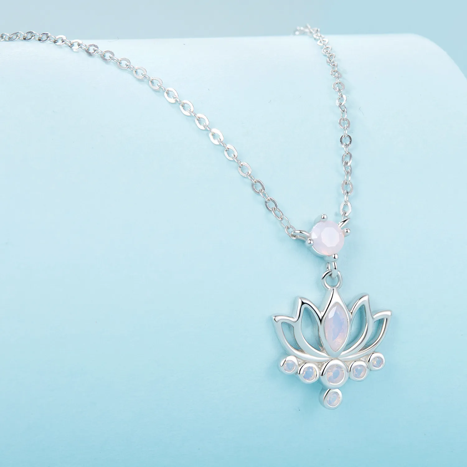 PANDORA Style Lotus Necklace - SCN520