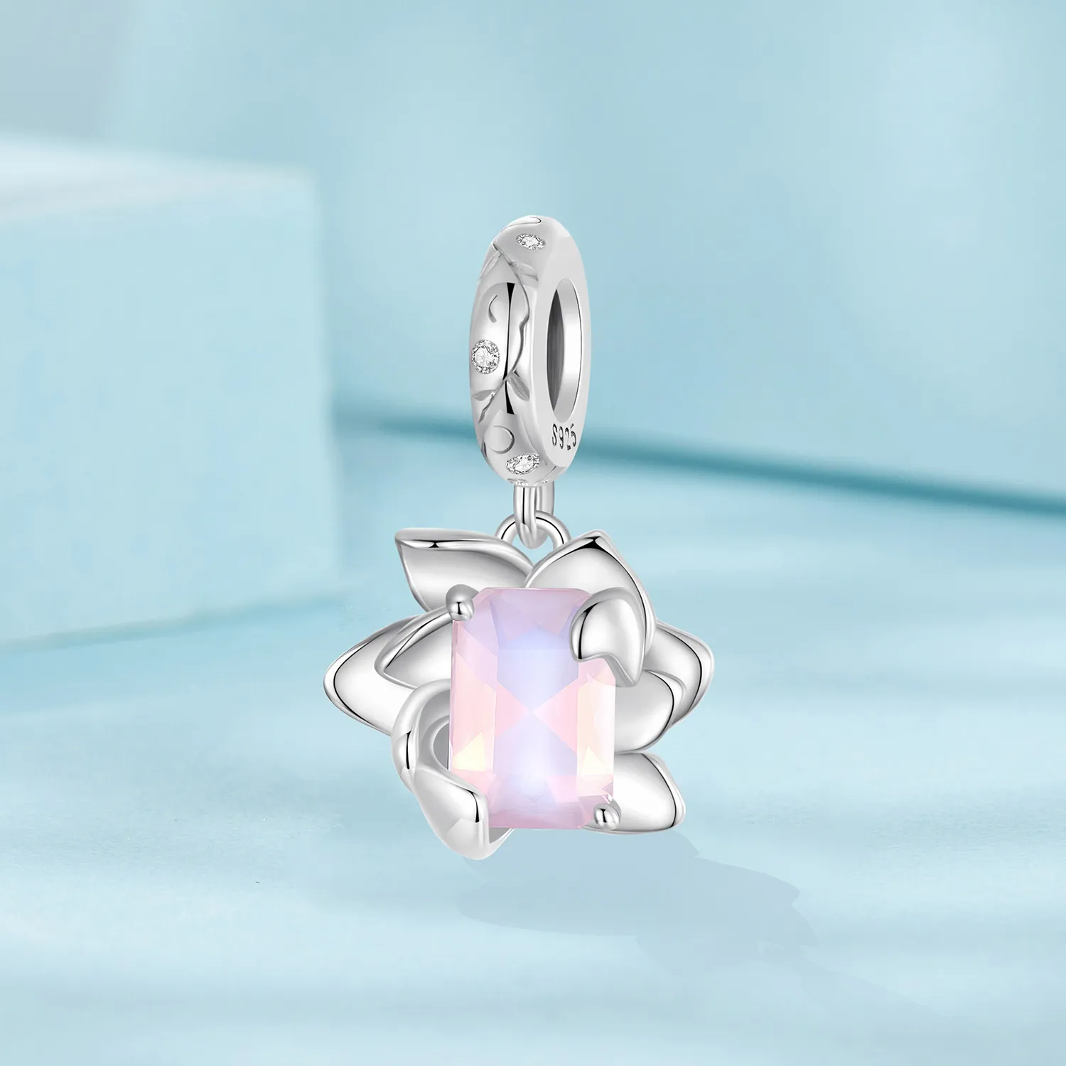 PANDORA Style Lotus Pendant - SCC2730