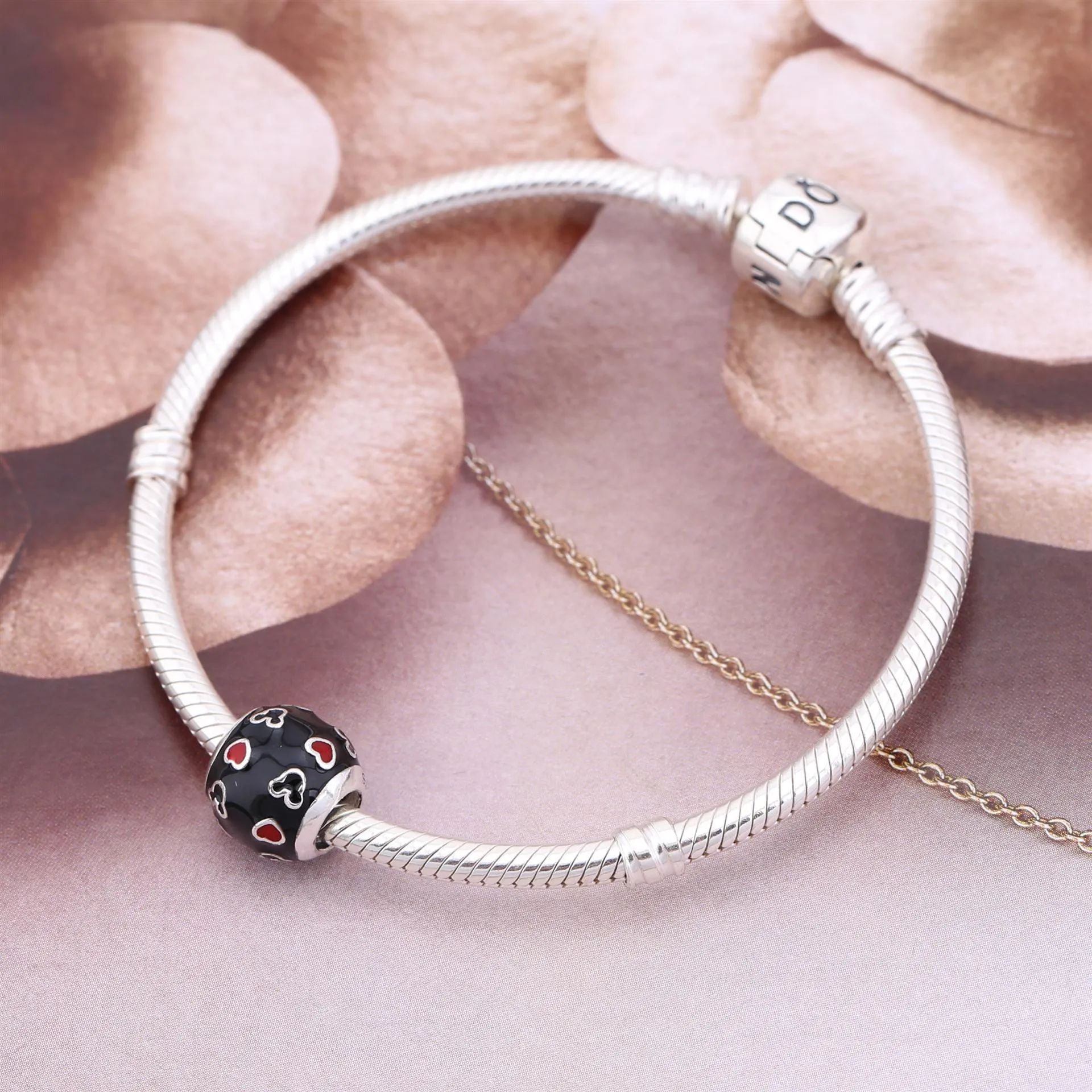 Disney, Mickey & Hearts Charm - PANDORA