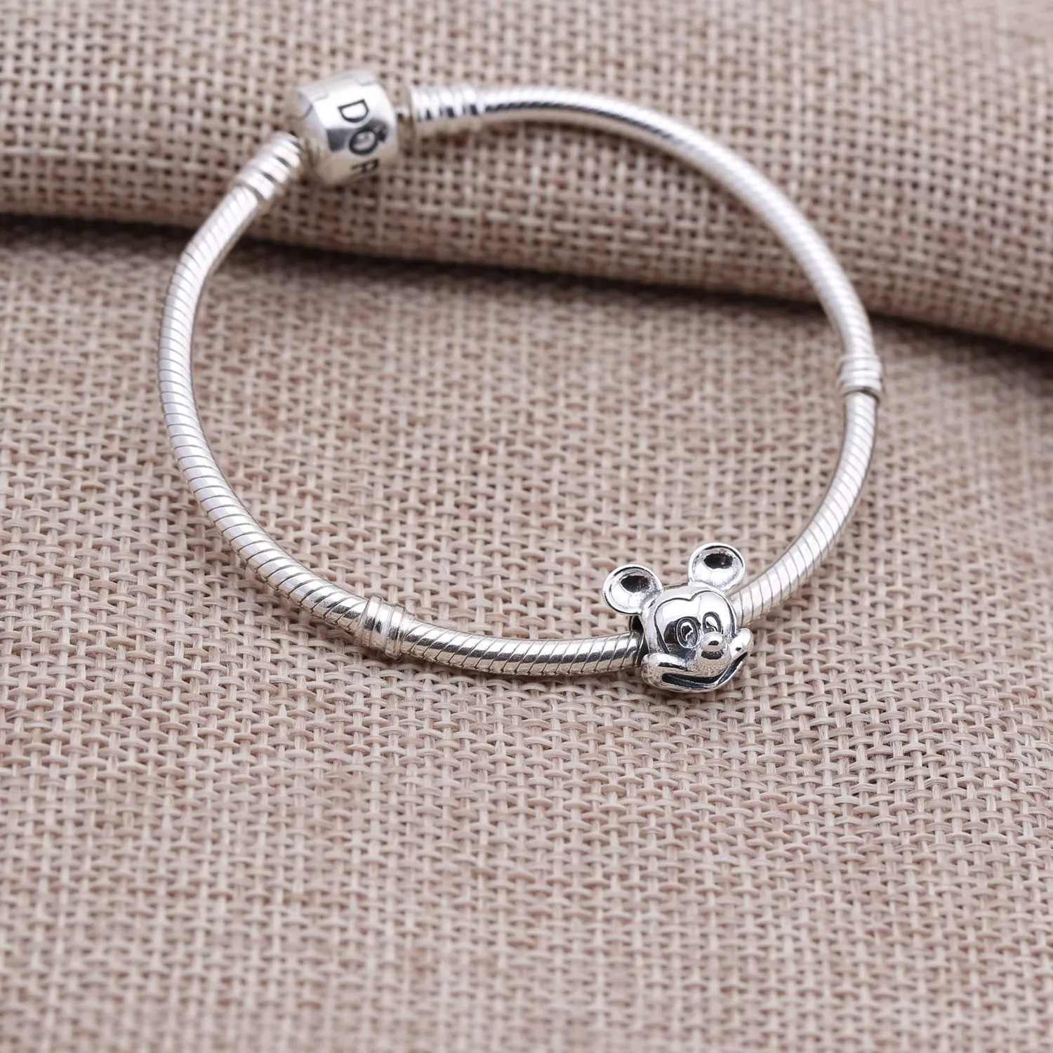 Disney, Mickey Portrait Charm - PANDORA