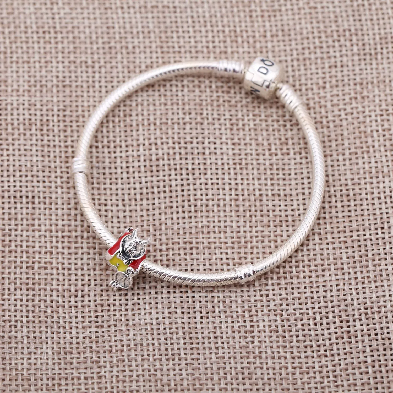 Disney, White Rabbit Characters Charm - PANDORA