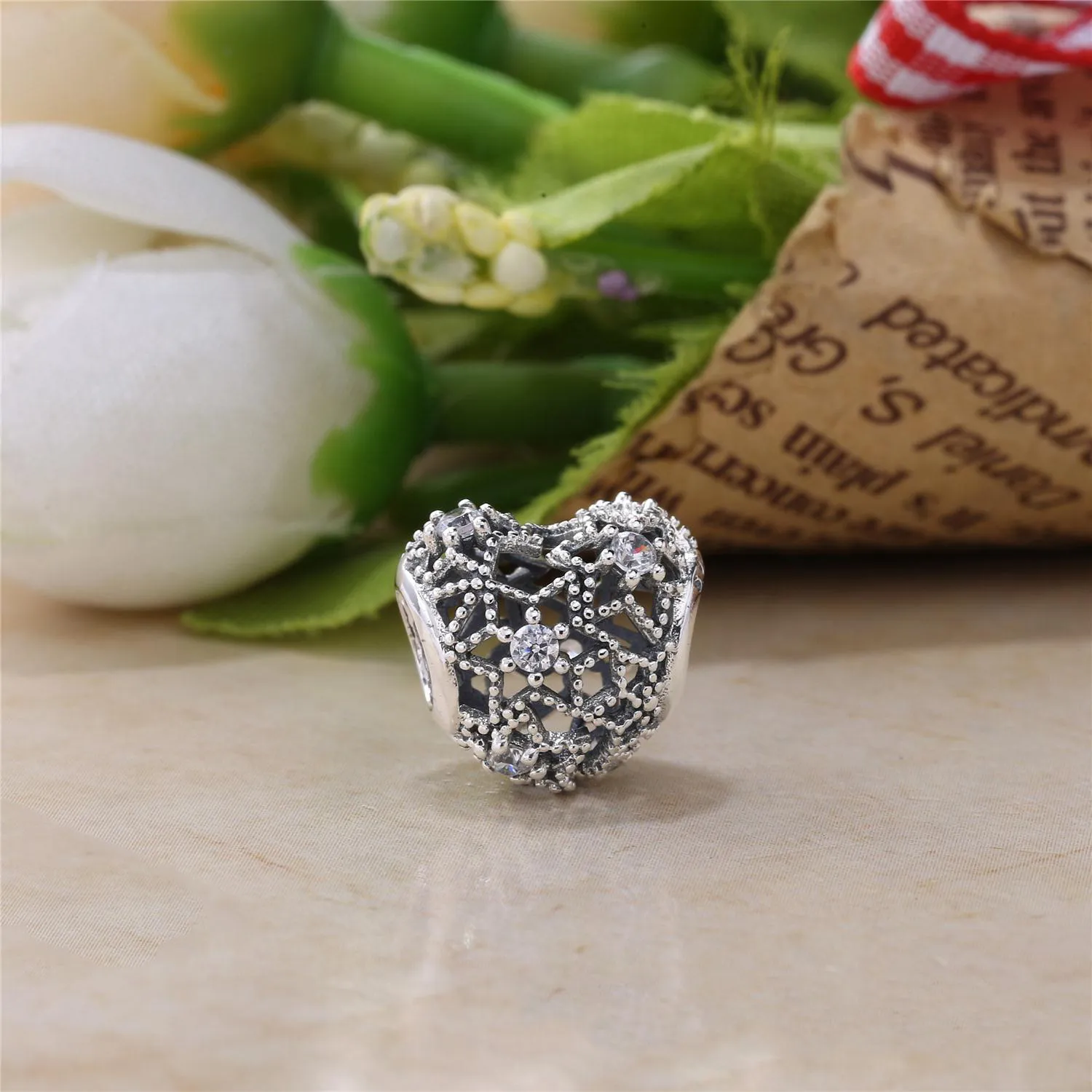 PANDORA Blooming Heart Clear CZ Charm - 796264CZ