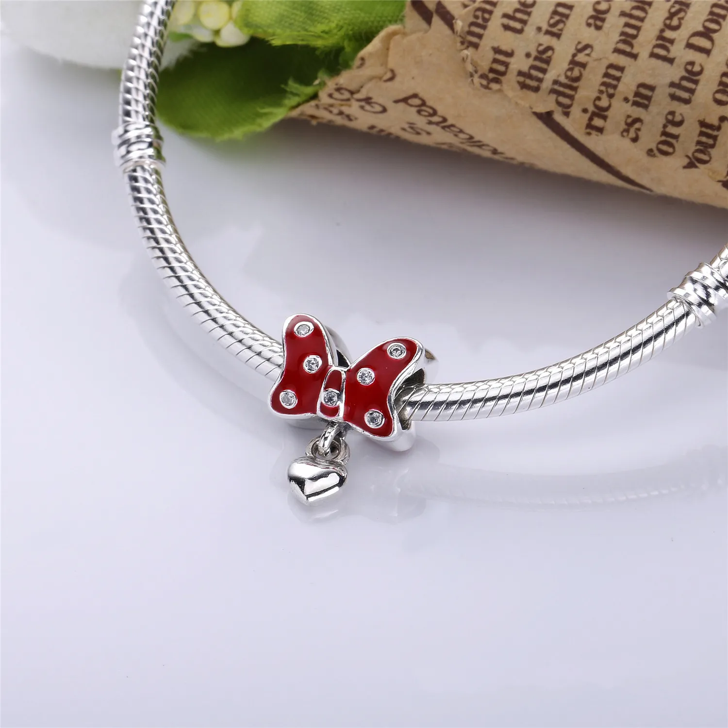 PANDORA Bow with Heart Charm - PJ00298-1