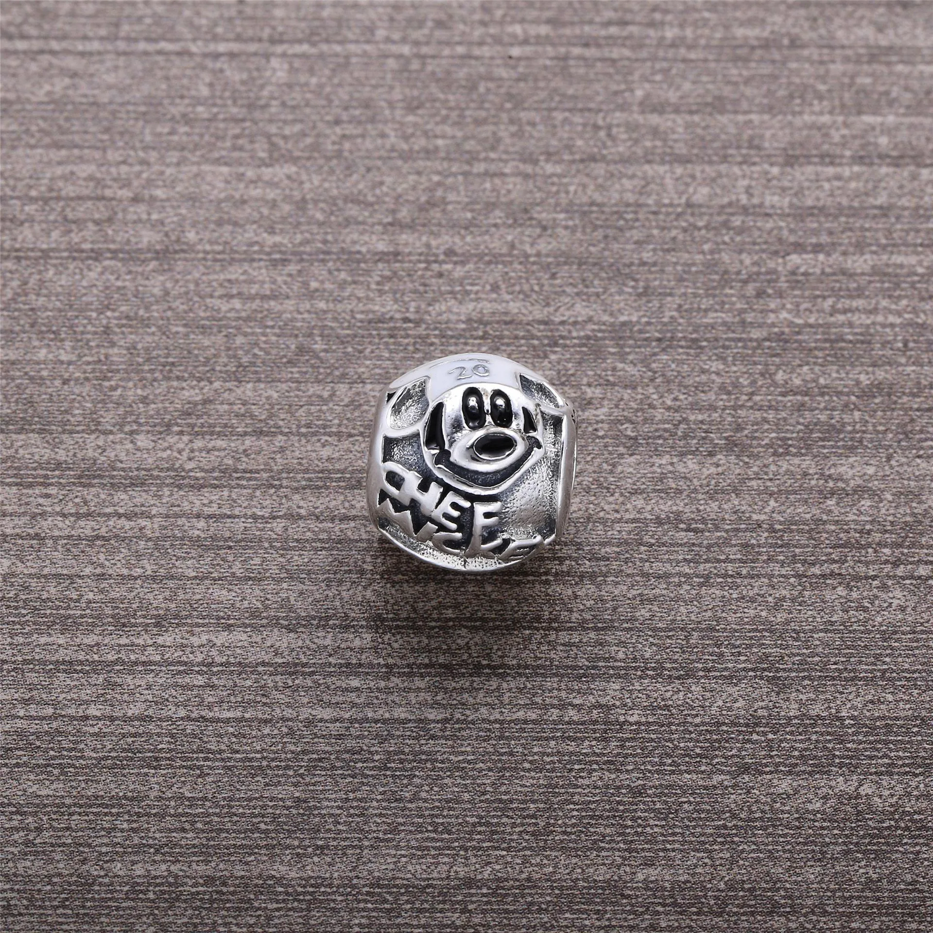 PANDORA Chef Mickey charm - 7501055890219P