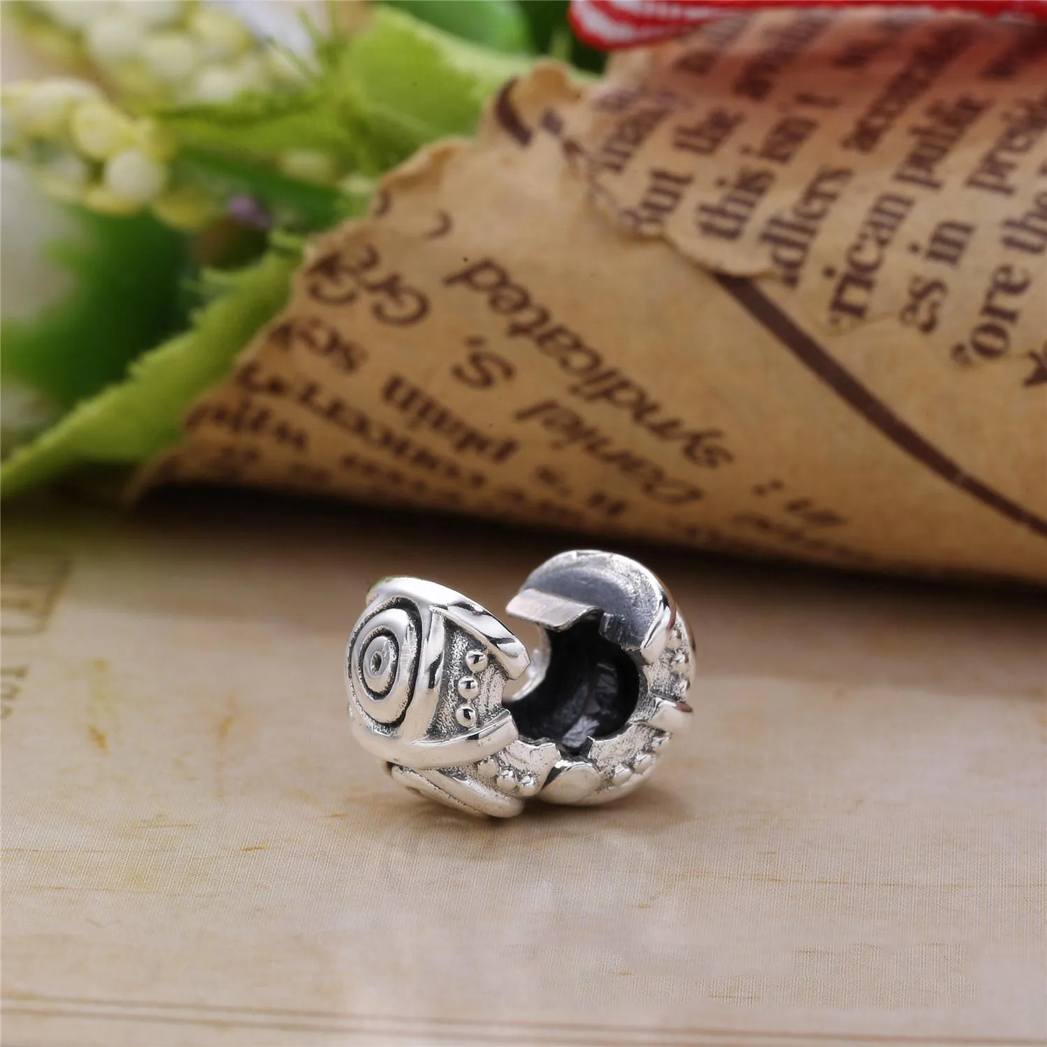 PANDORA Cloud Charm Clip - PW00067-1