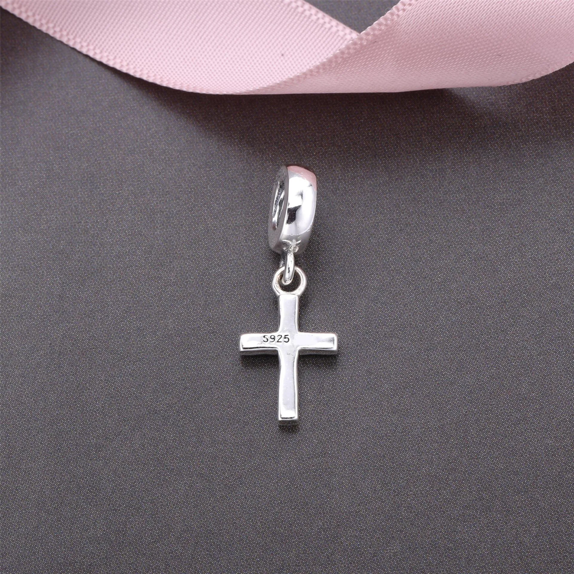 PANDORA Cross Dangle - PJ00203-1B