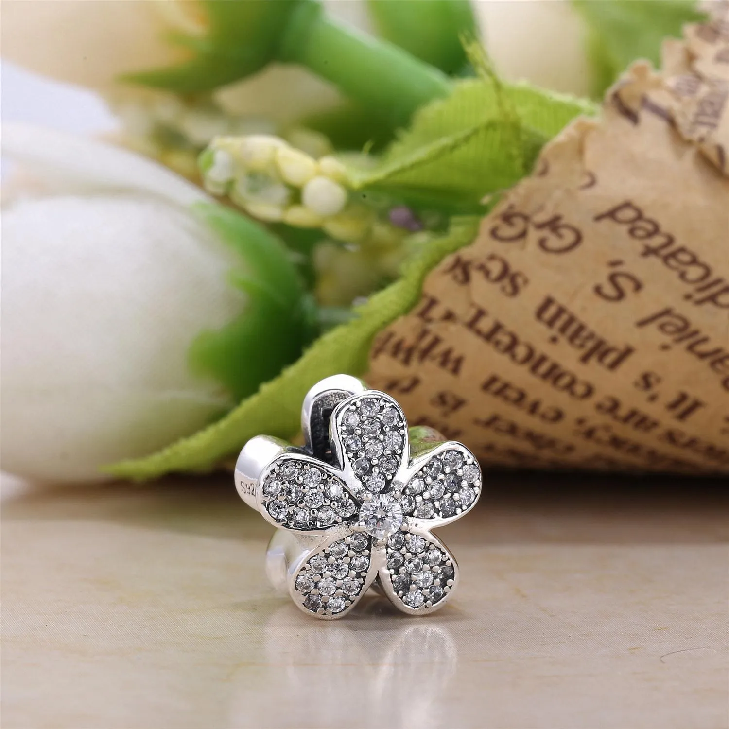 PANDORA Dazzling Daisy Flower With Diamonds Charm - 791480CZ