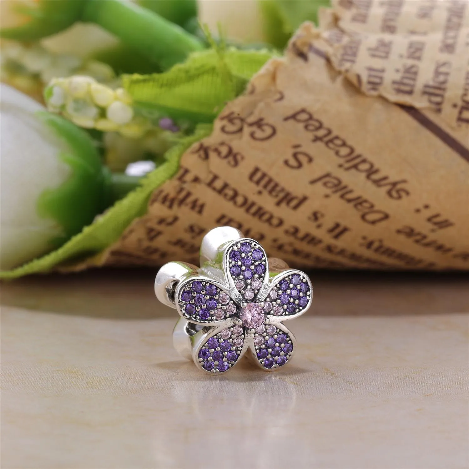 PANDORA Dazzling Daisy Flower With Diamonds Charm - 791480CZ