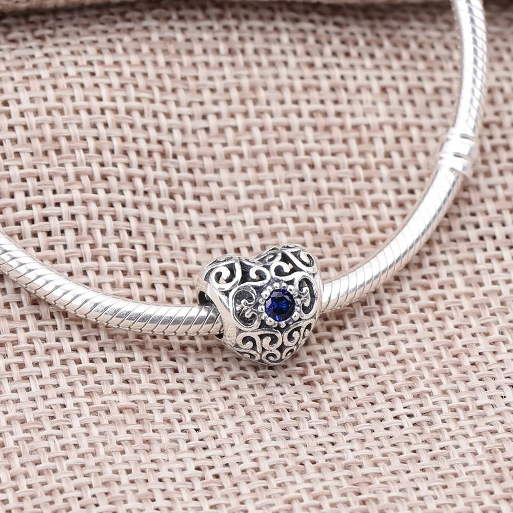 PANDORA December Signature Heart Birthstone Charmora Charm - 791784NLB