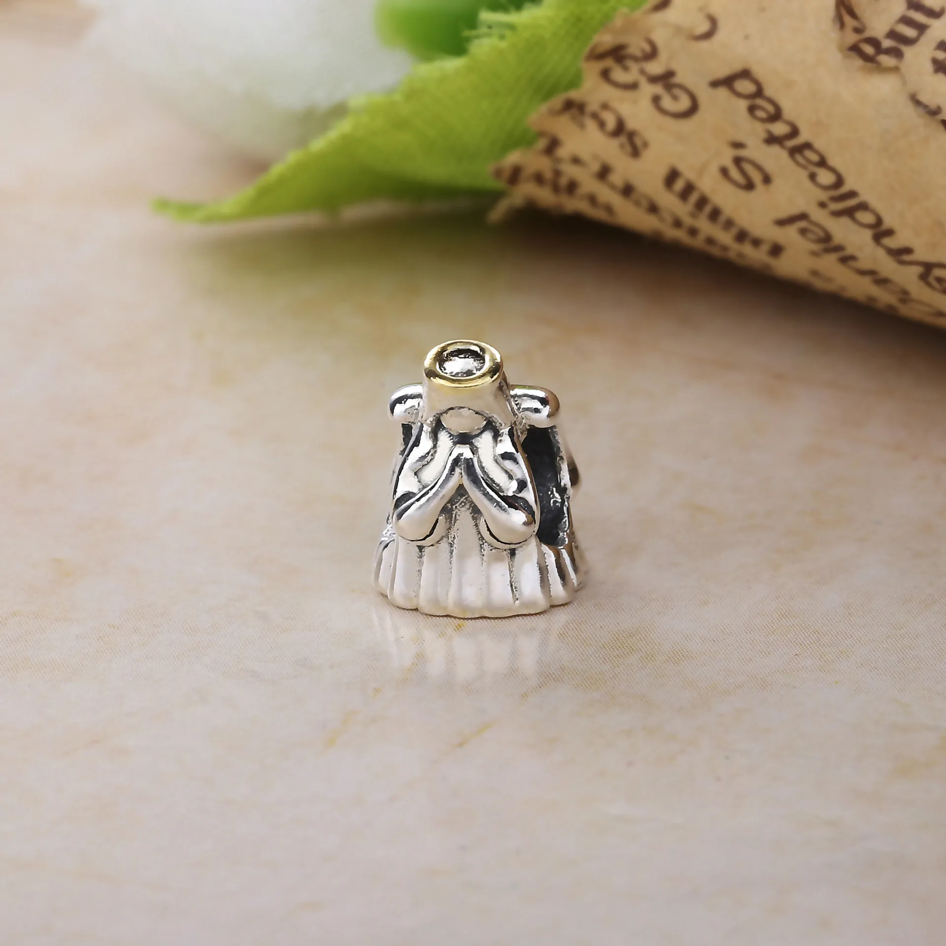 PANDORA Divine Angel Charm - 791770