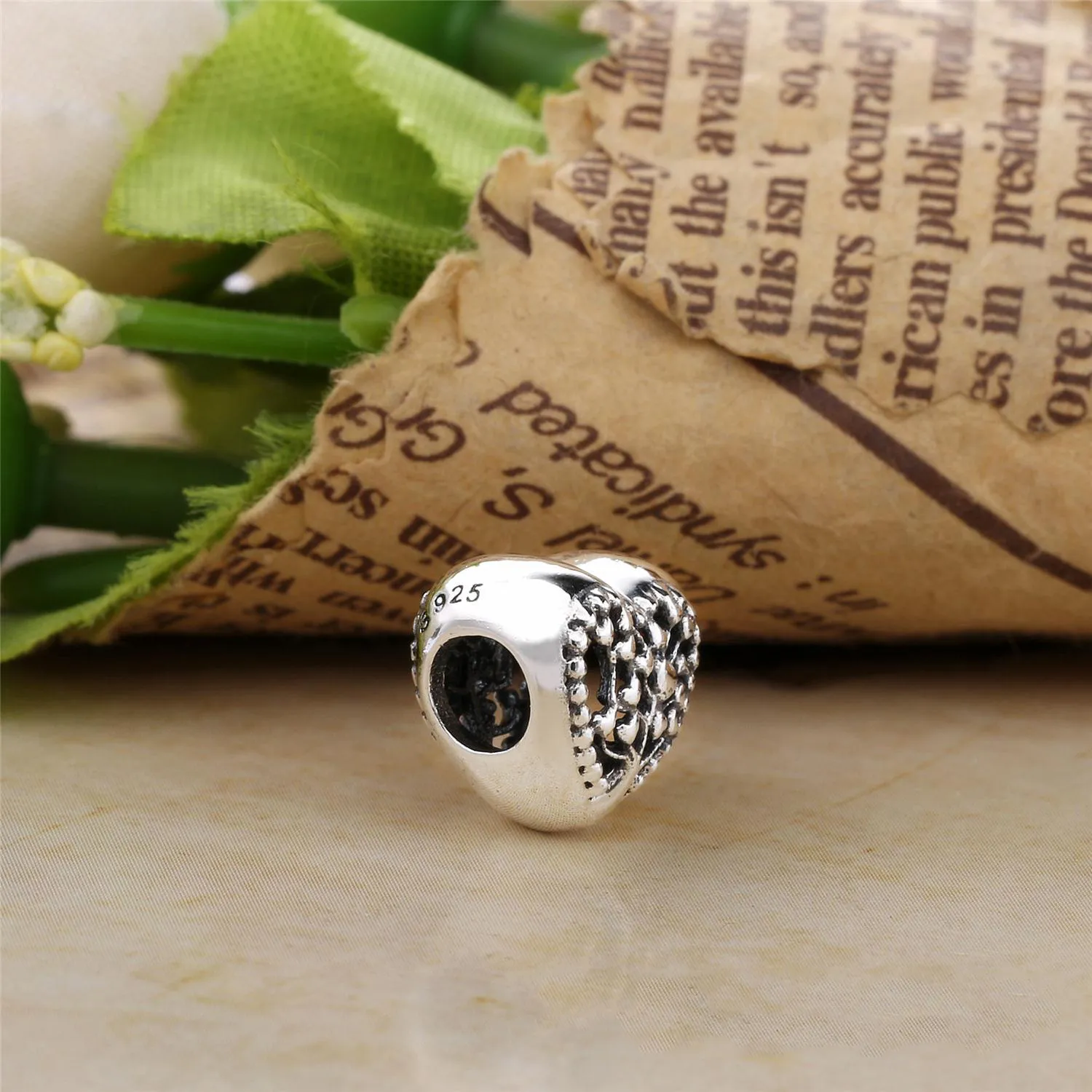 PANDORA Flourishing Hearts Charm - 797058