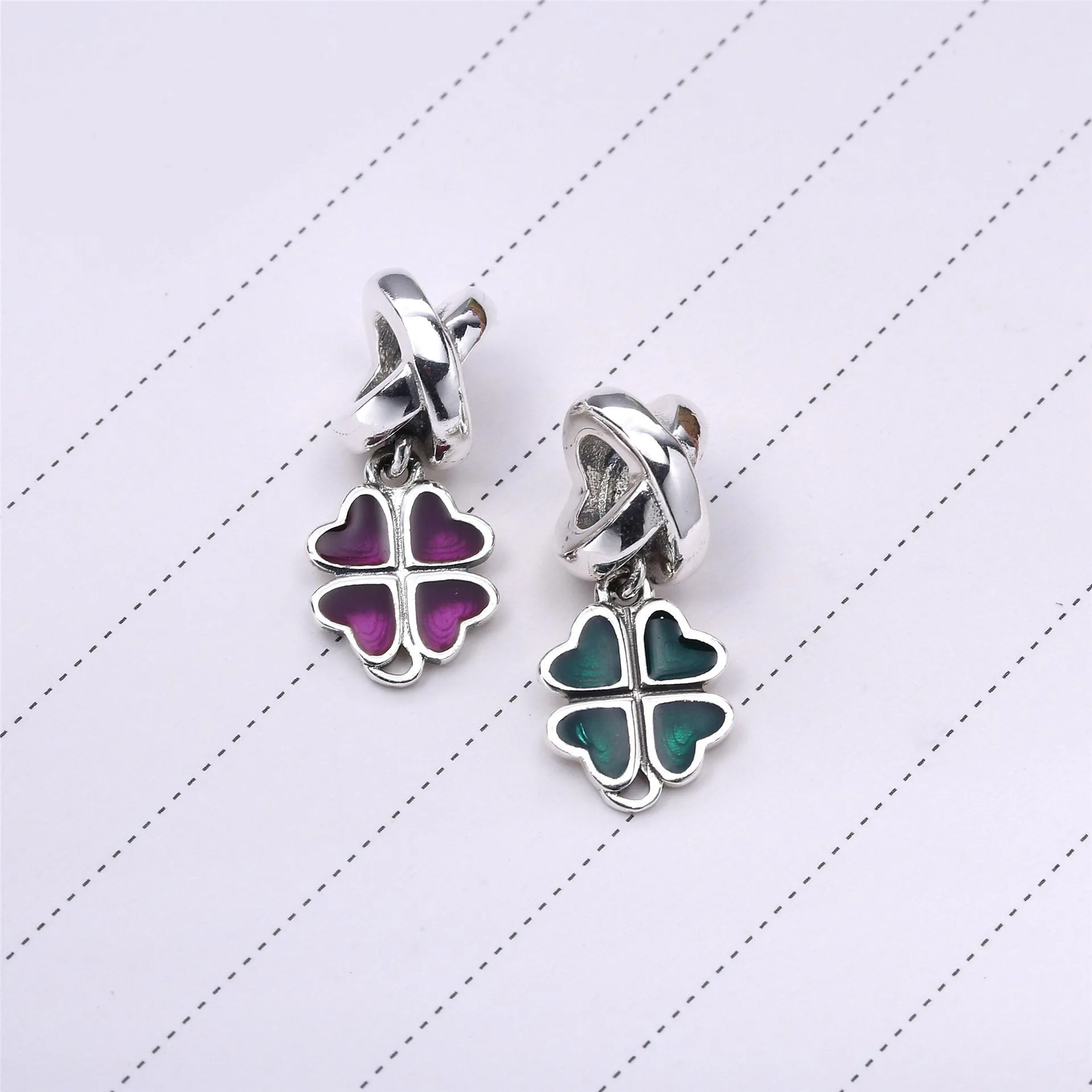 PANDORA Four-leaf clover Dangle, fuchsia enamel - 790572EN07