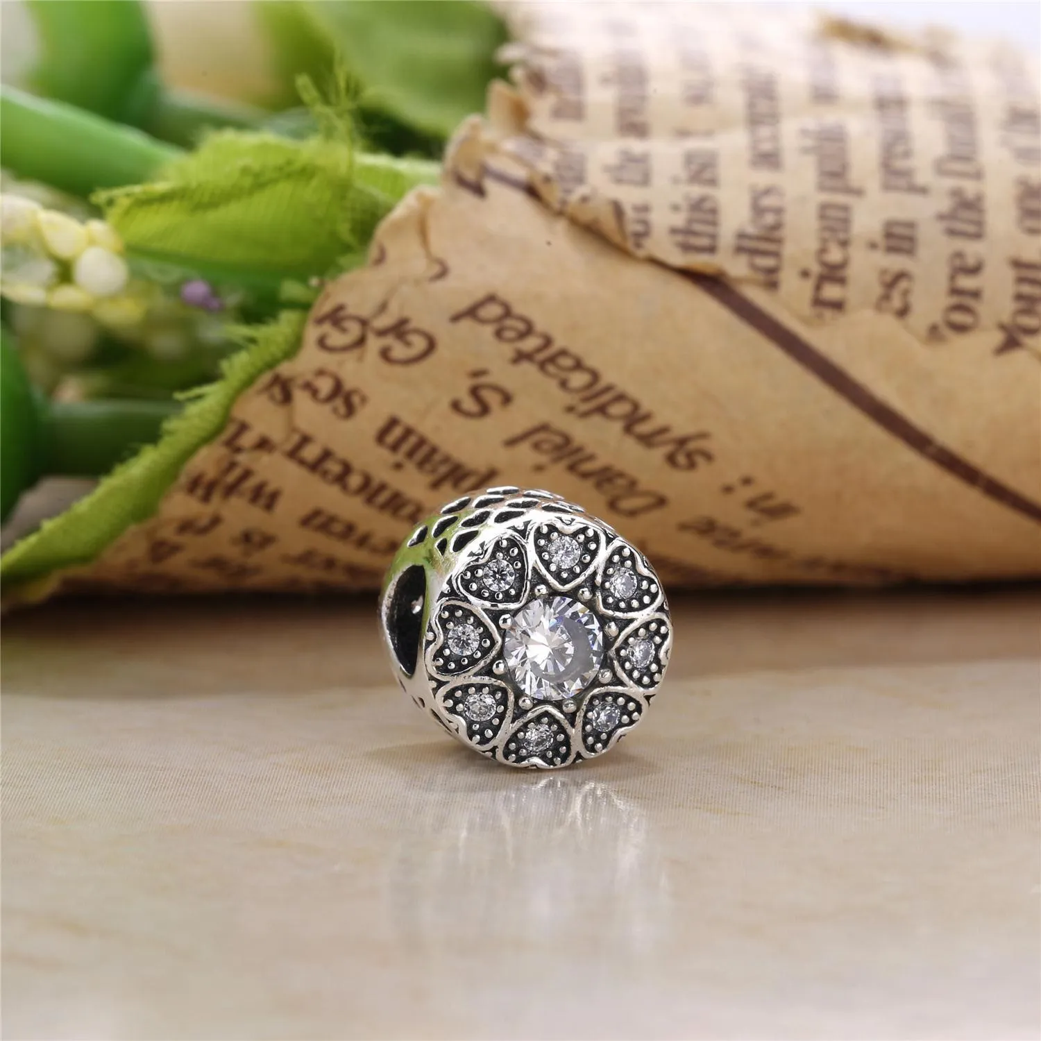 PANDORA Hearts of Silver Charm - 750841CZA