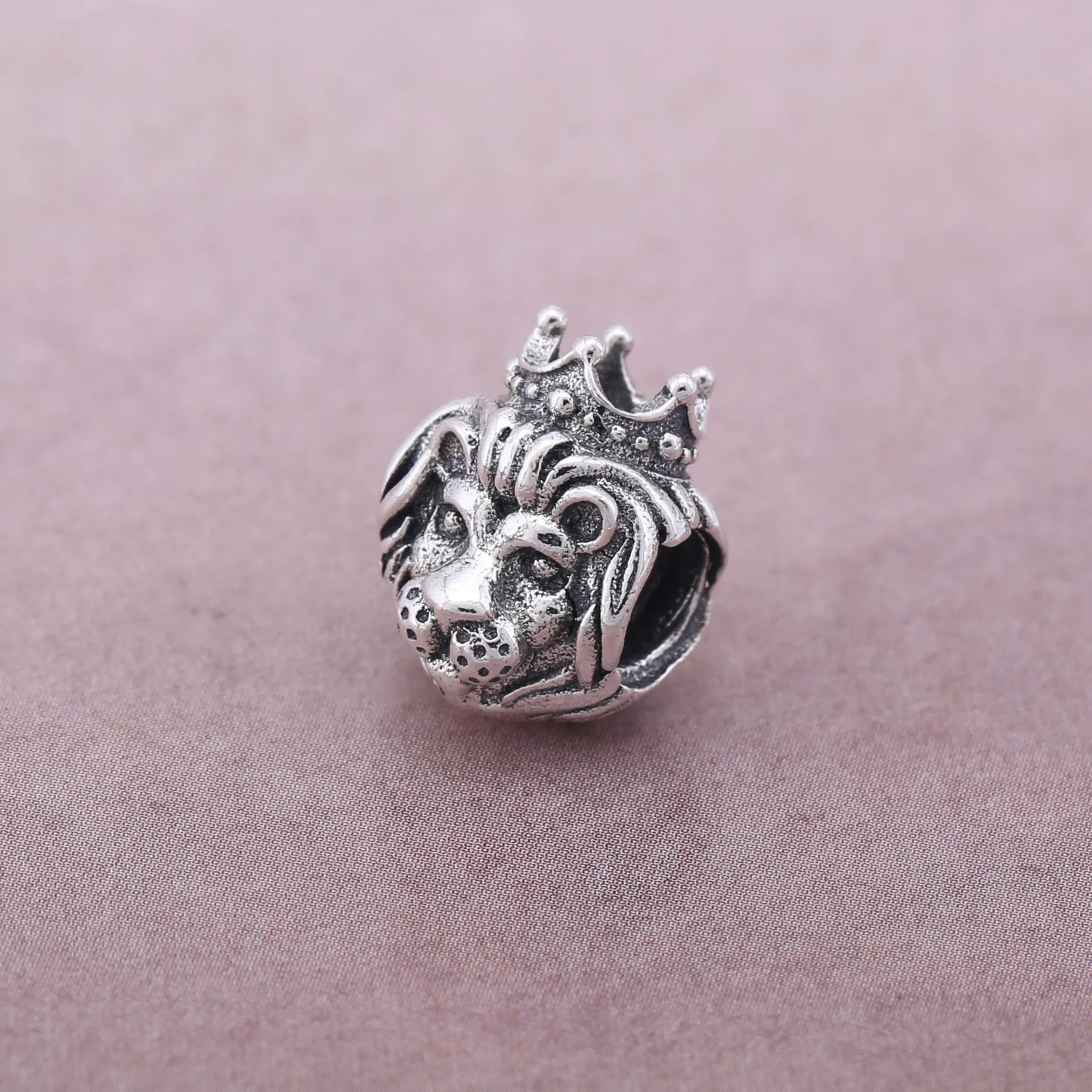 PANDORA Lion Charm - 791377