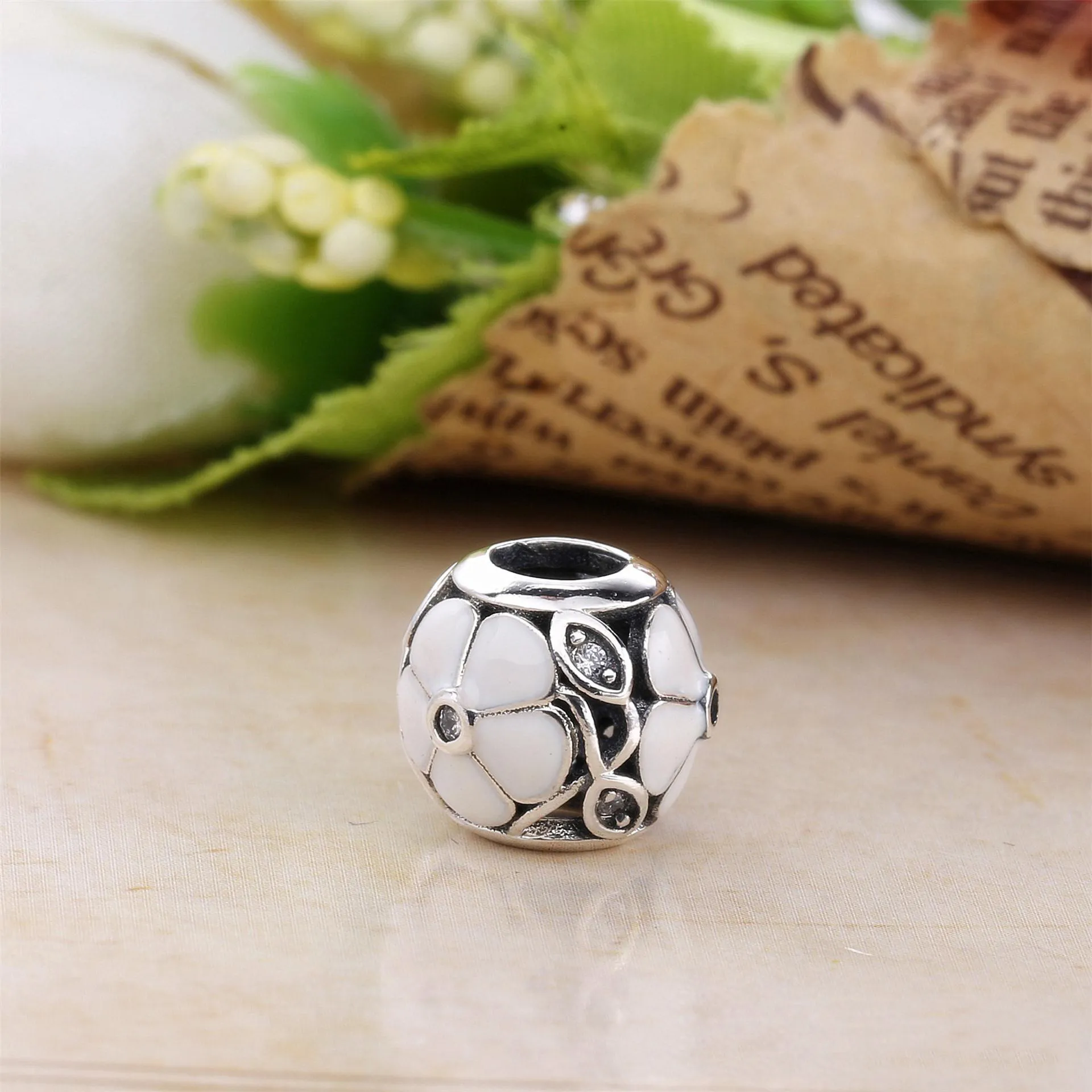 PANDORA Luminous Florals Charm, Mother-Of-Pearl Clear CZ - 791894MOP