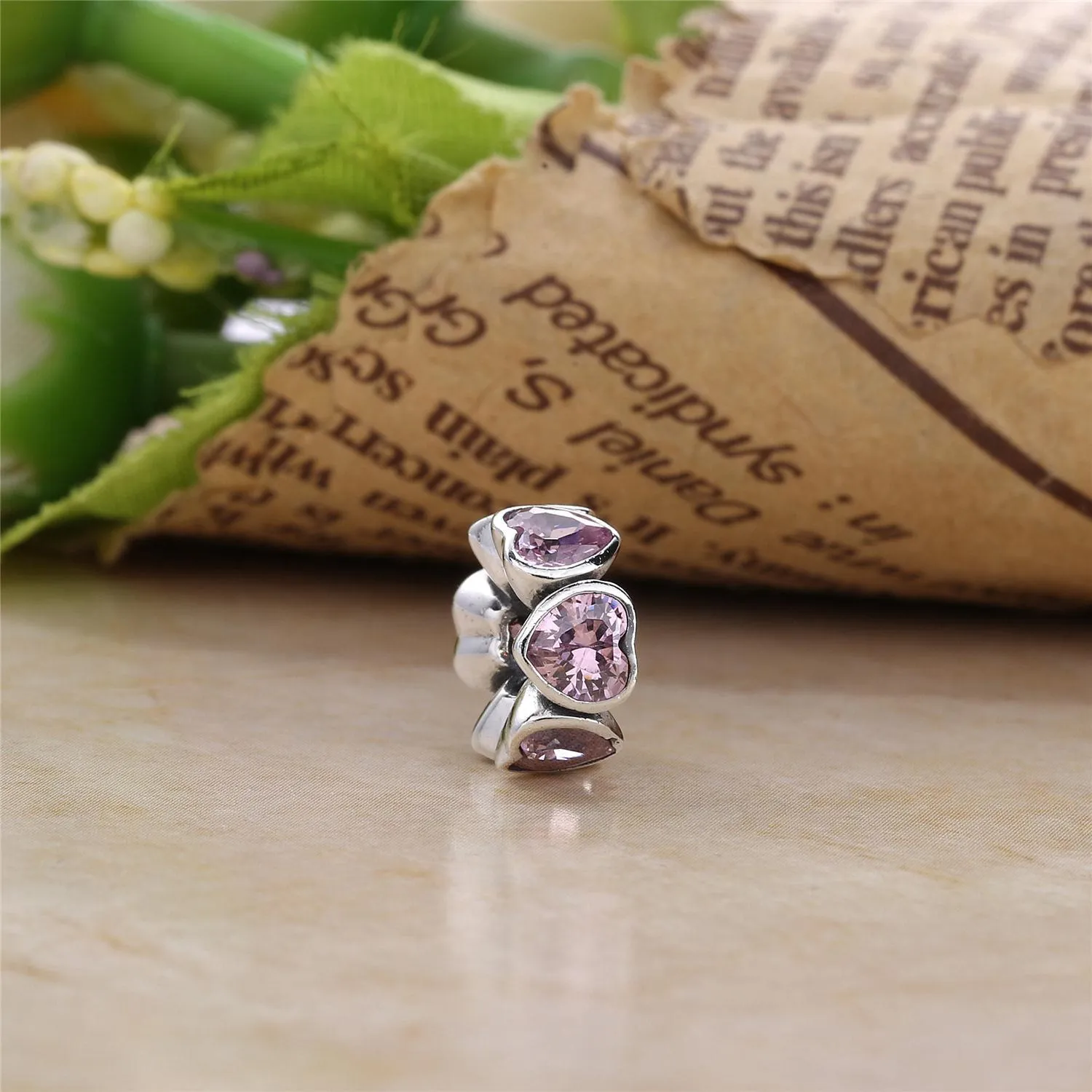 PANDORA Pink Sparkling Heart Spacer - 791252CZS