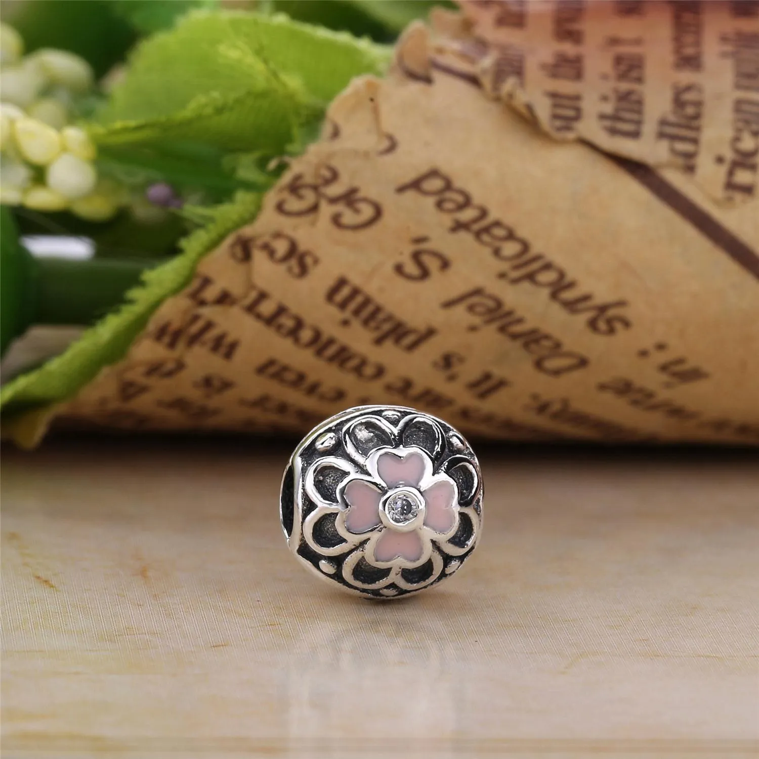 PANDORA Plum blossom Clip - PW00012-1