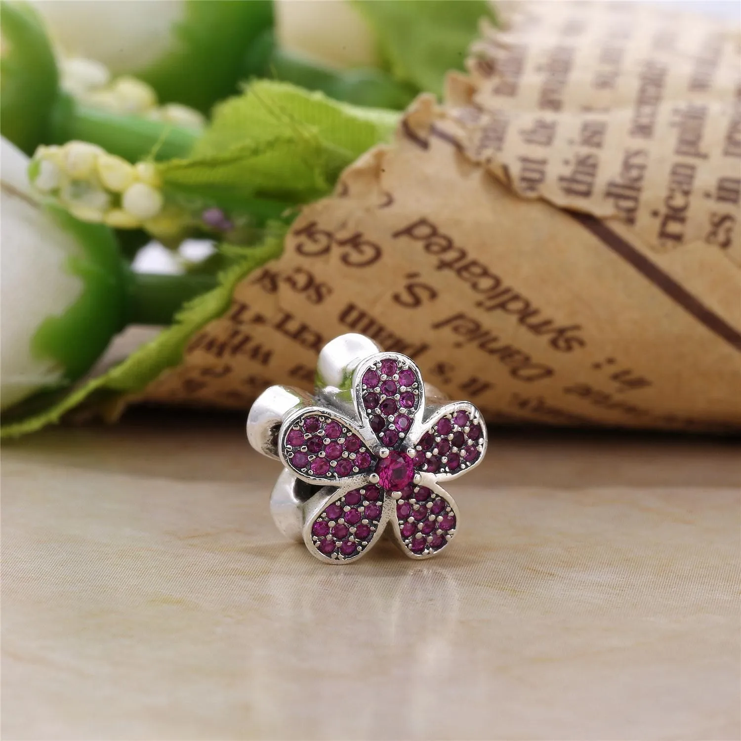 PANDORA Purple Dazzling Daisy Charm - 791480CZA