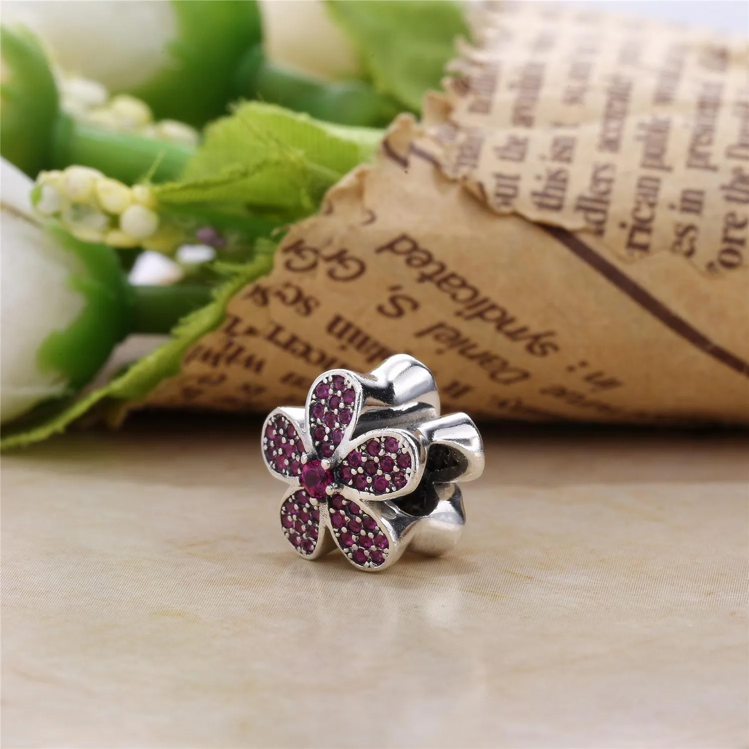 PANDORA Purple Dazzling Daisy Charm - 791480CZA