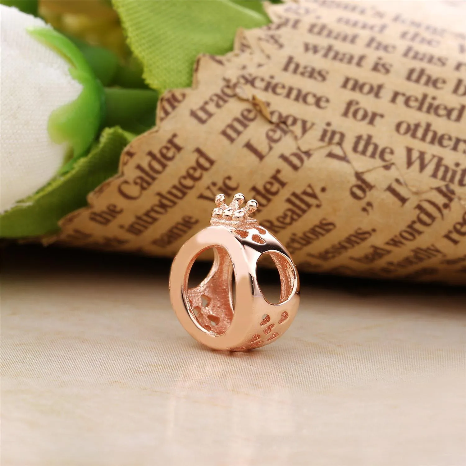 PANDORA Rose Gold "O" Crown Charm - 787401