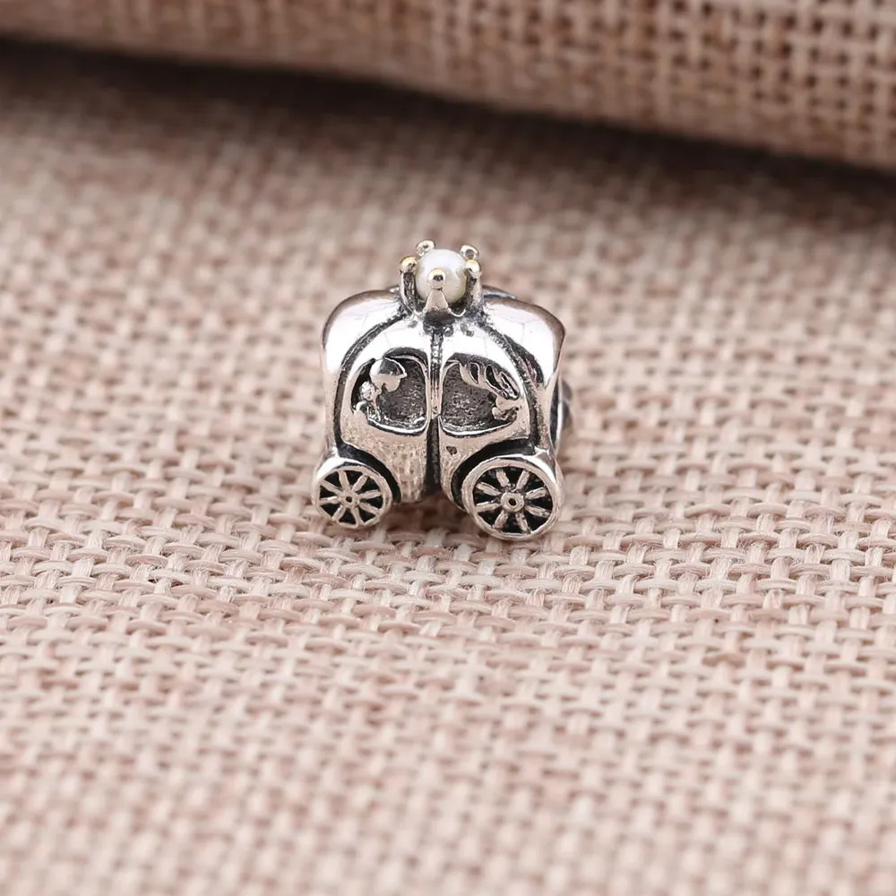 PANDORA Royal Carriage Charm - 790598P