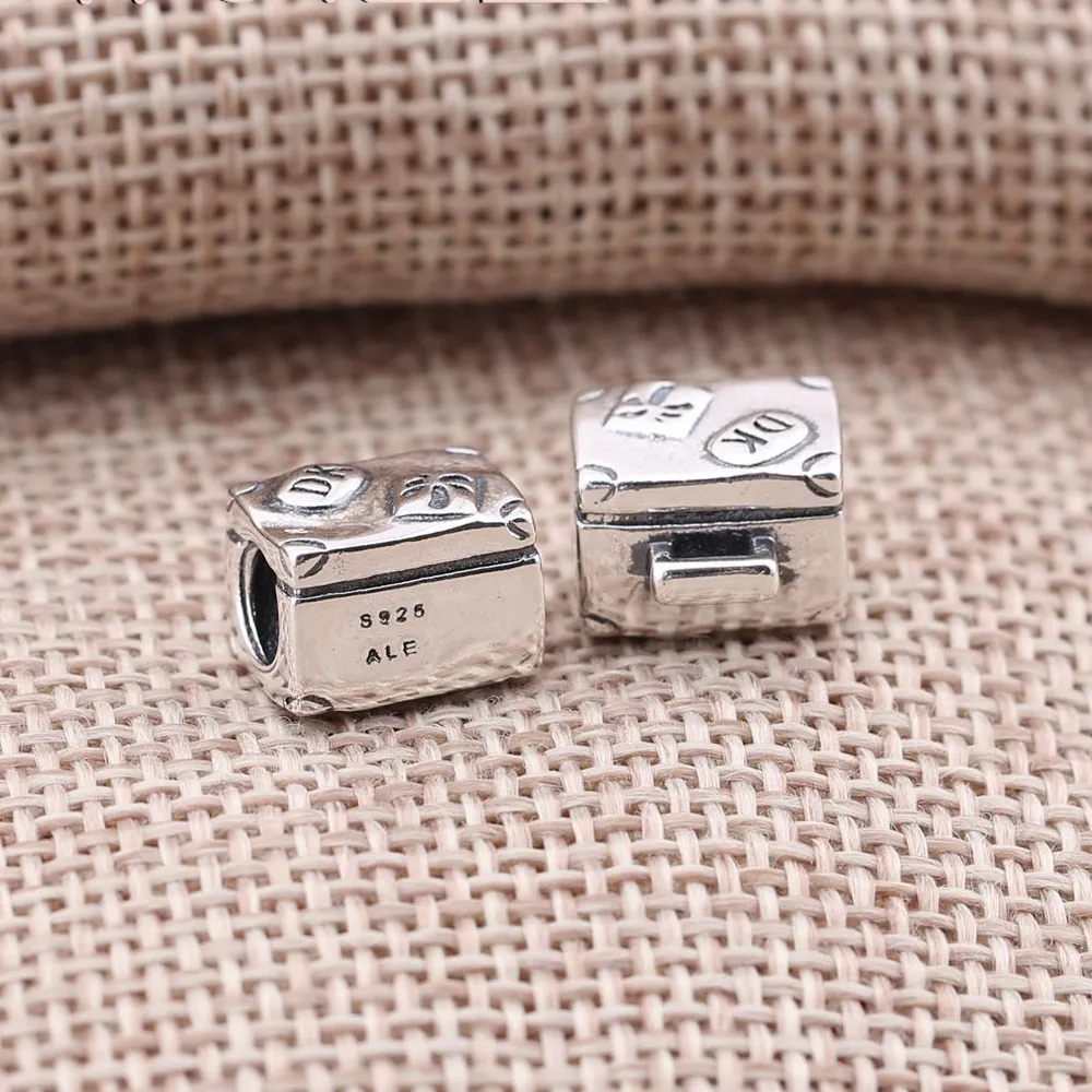 PANDORA Suitcase Charm - 790362