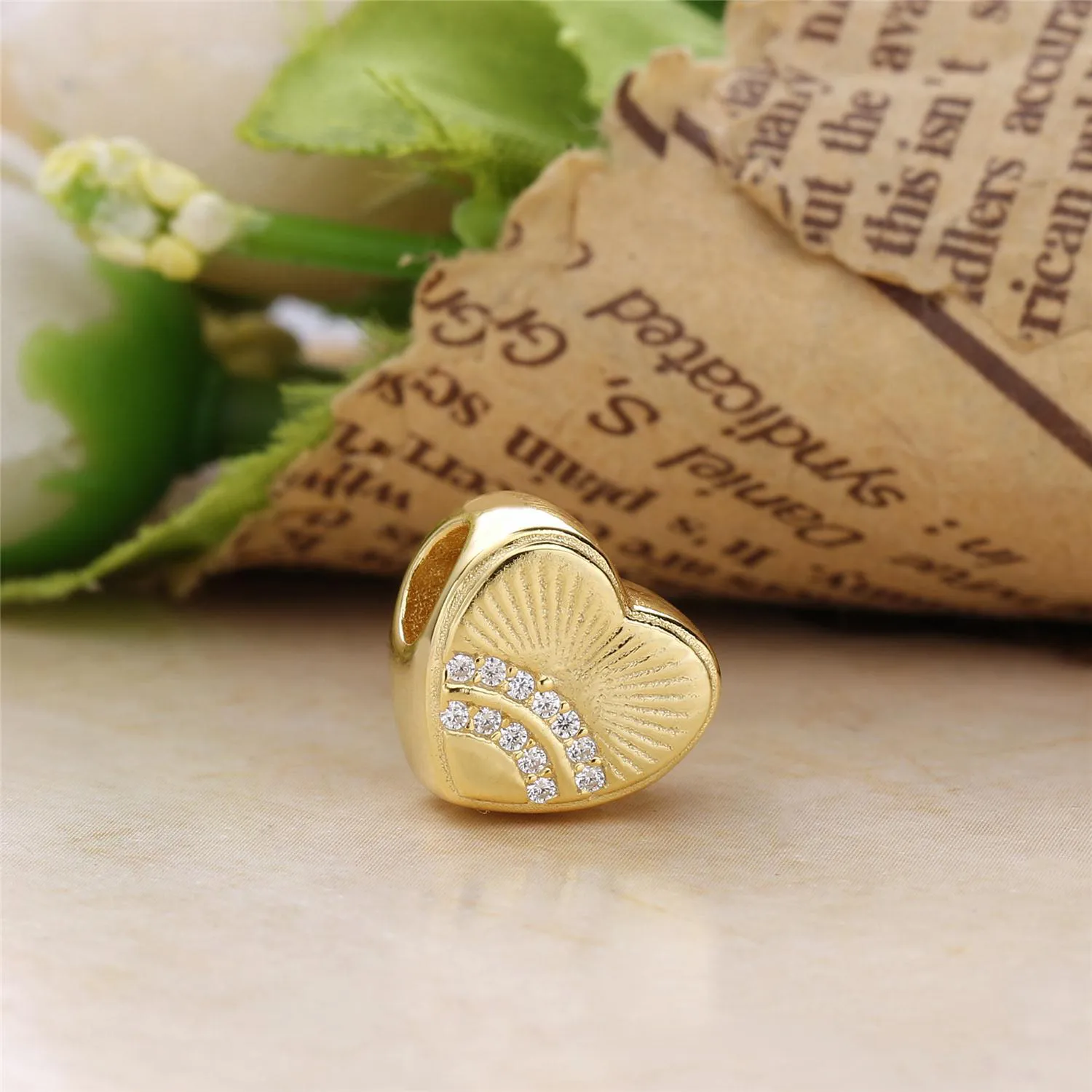 PANDORA Sunshine Heart Charm, PANDORA Shine™ & Clear CZ - PX00330-1