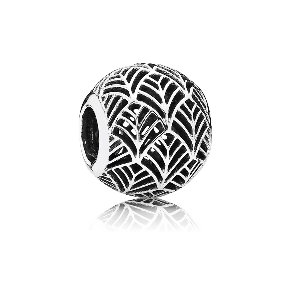 pandora tropicana palm leaf charm 791543