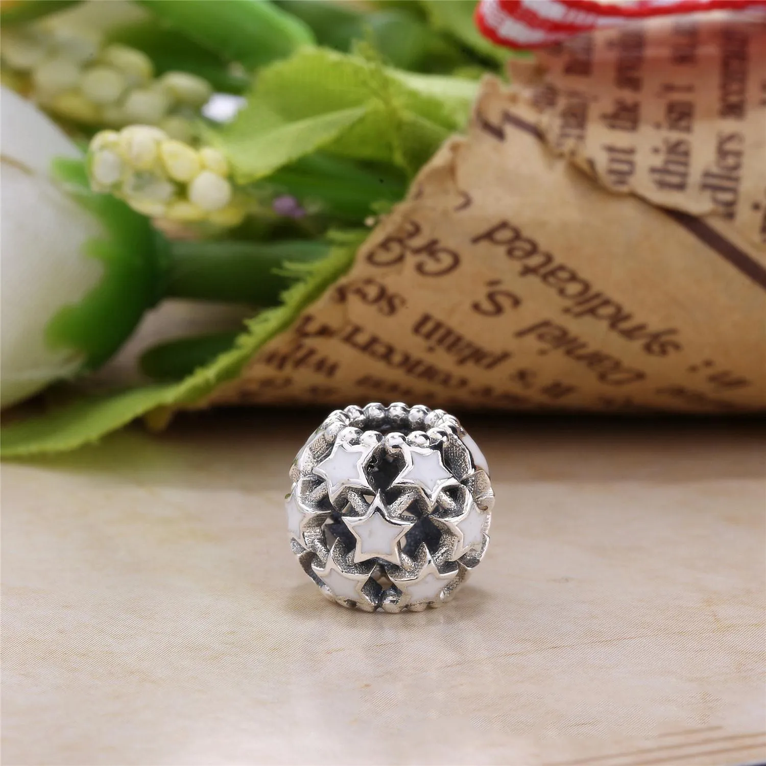 PANDORA White Enamel Star Charm - PD00122-1