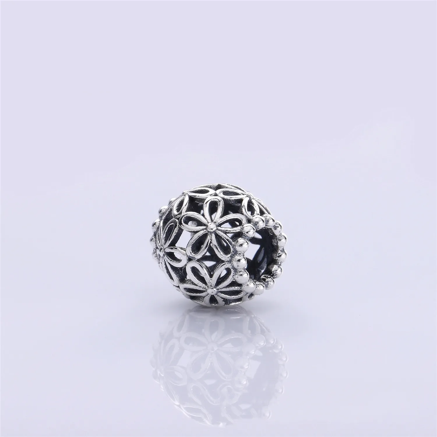 PANDORA Wildflower Walk Charm - 790890