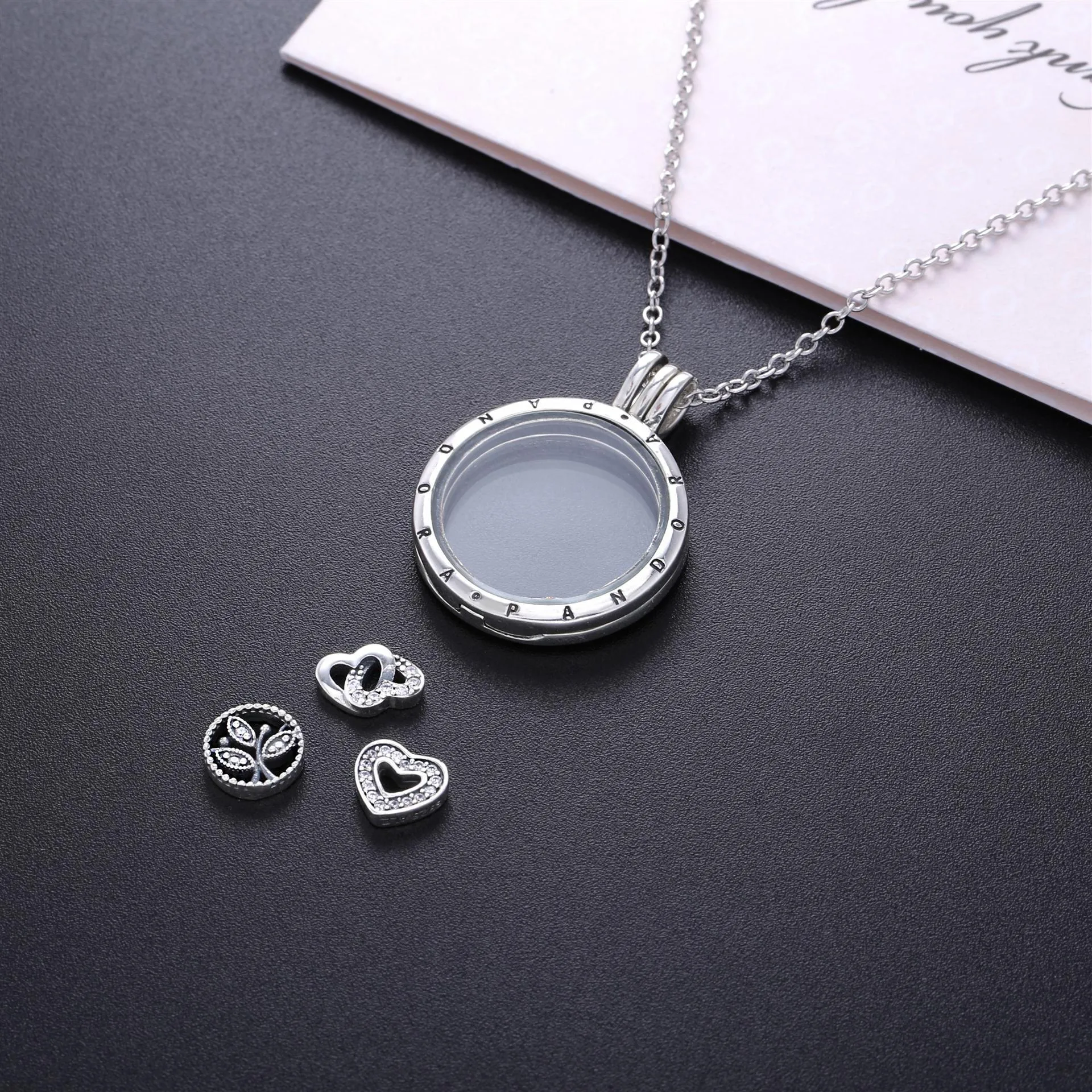 Large PANDORA floating locket and Love & Family Petites Necklace - R800064