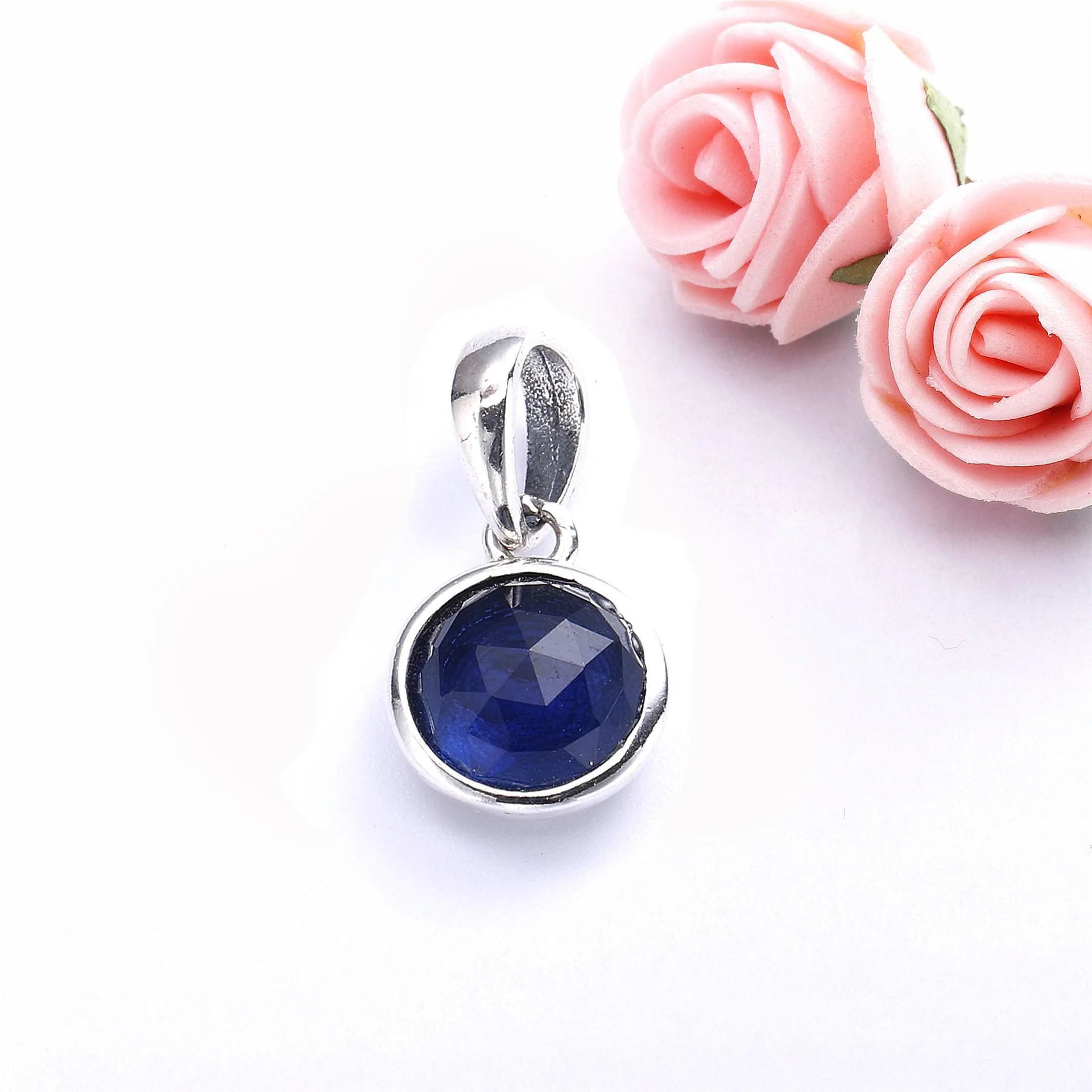 PANDORA December Droplet, London Blue Crystal Pendant - 390396NLB