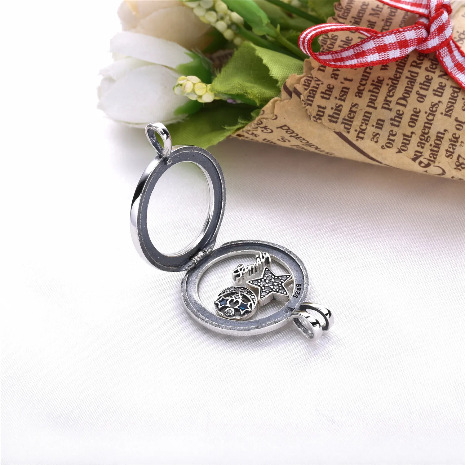 Pandora Floating Locket Necklace - PJ00288-1