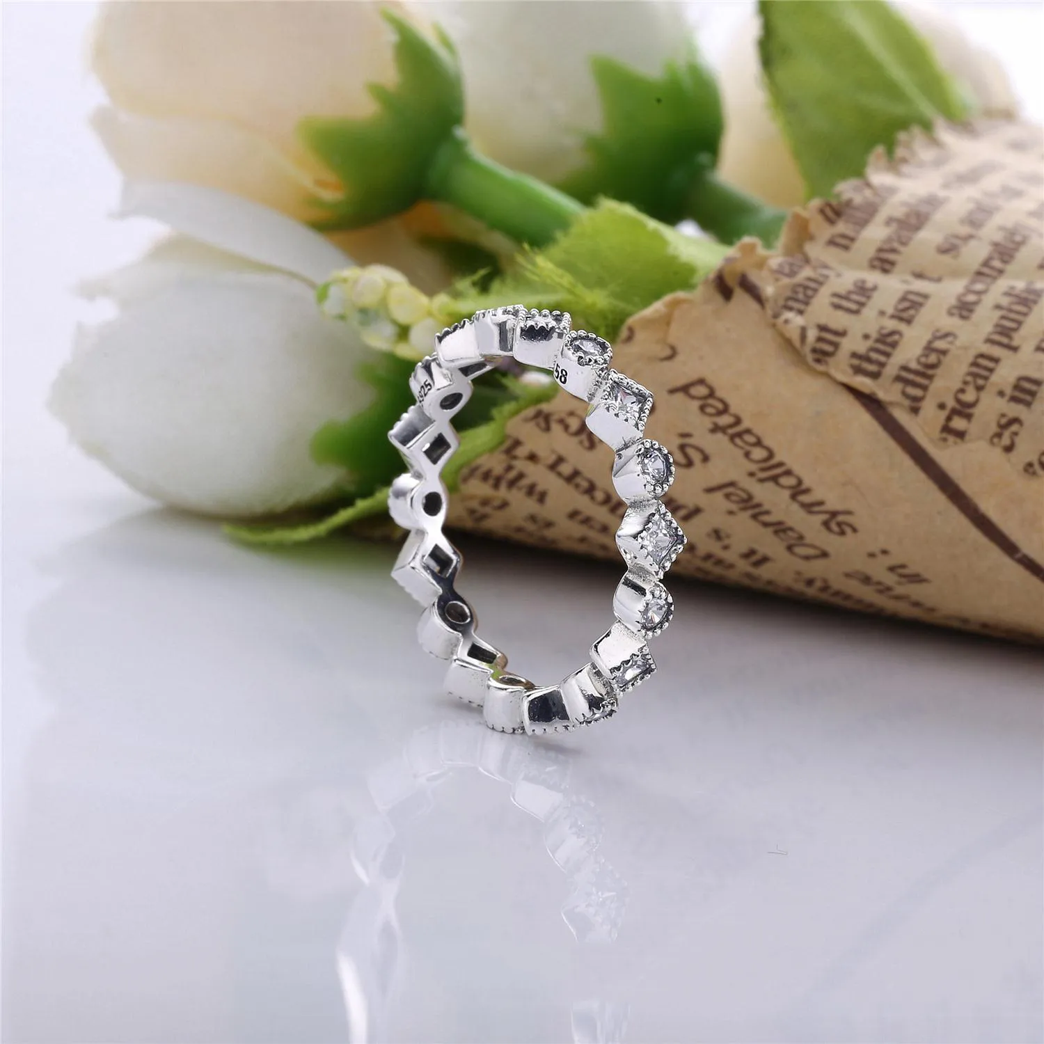 PANDORA Alluring Brilliant Princess with Clear CZ Ring - 190943CZ