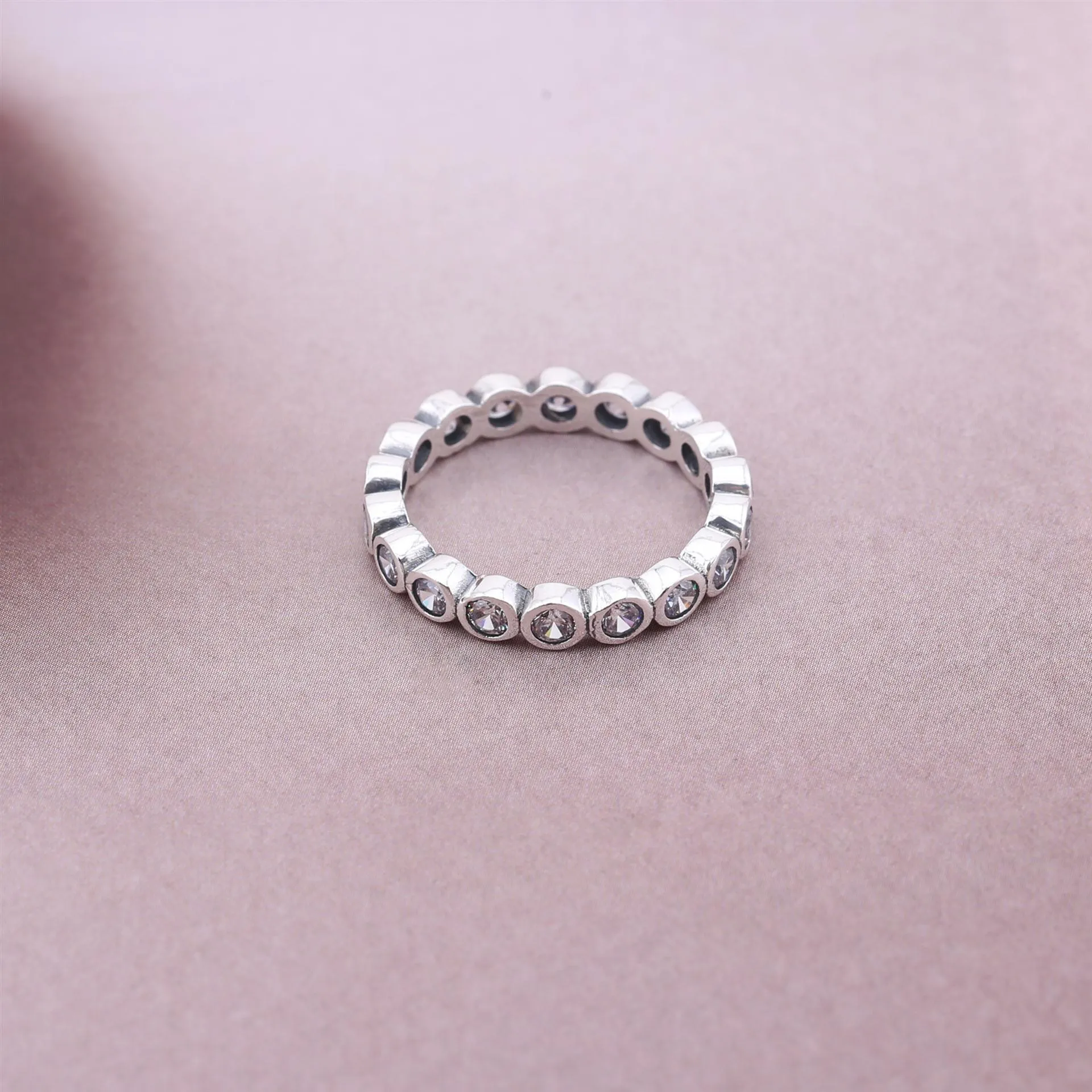 PANDORA Alluring Brilliant Ring - 190942CZ