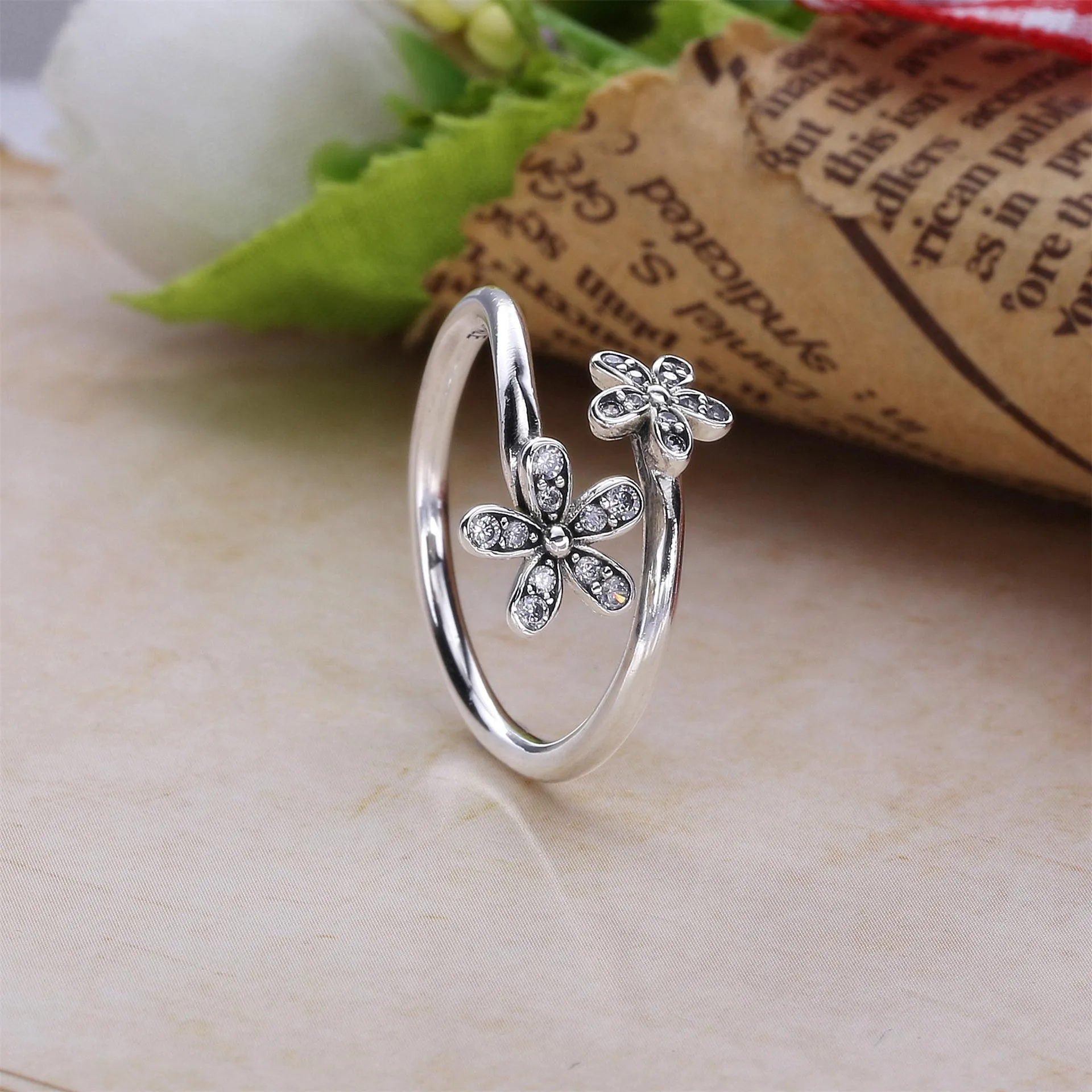 PANDORA Dazzling Daisies Ring - 191038CZ