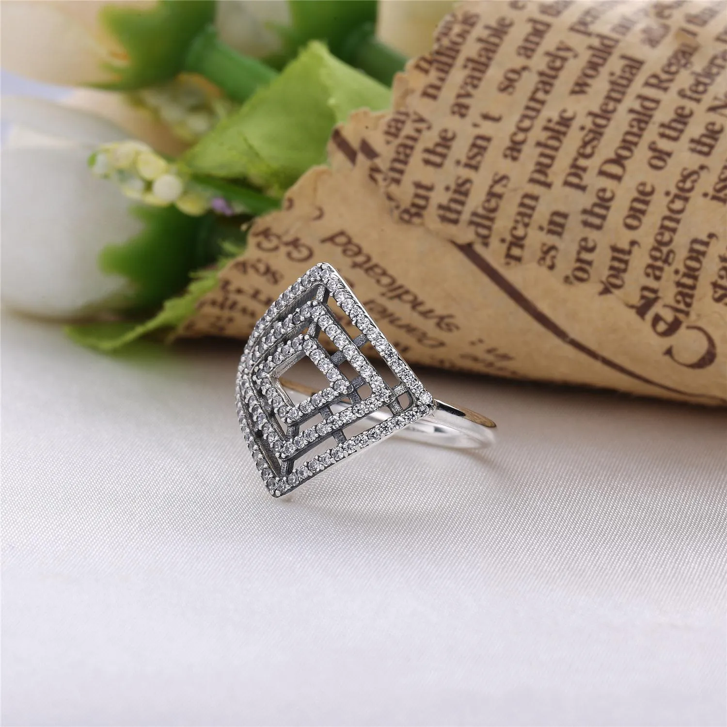 PANDORA Geometric Lines Clear CZ Ring - 196210CZ