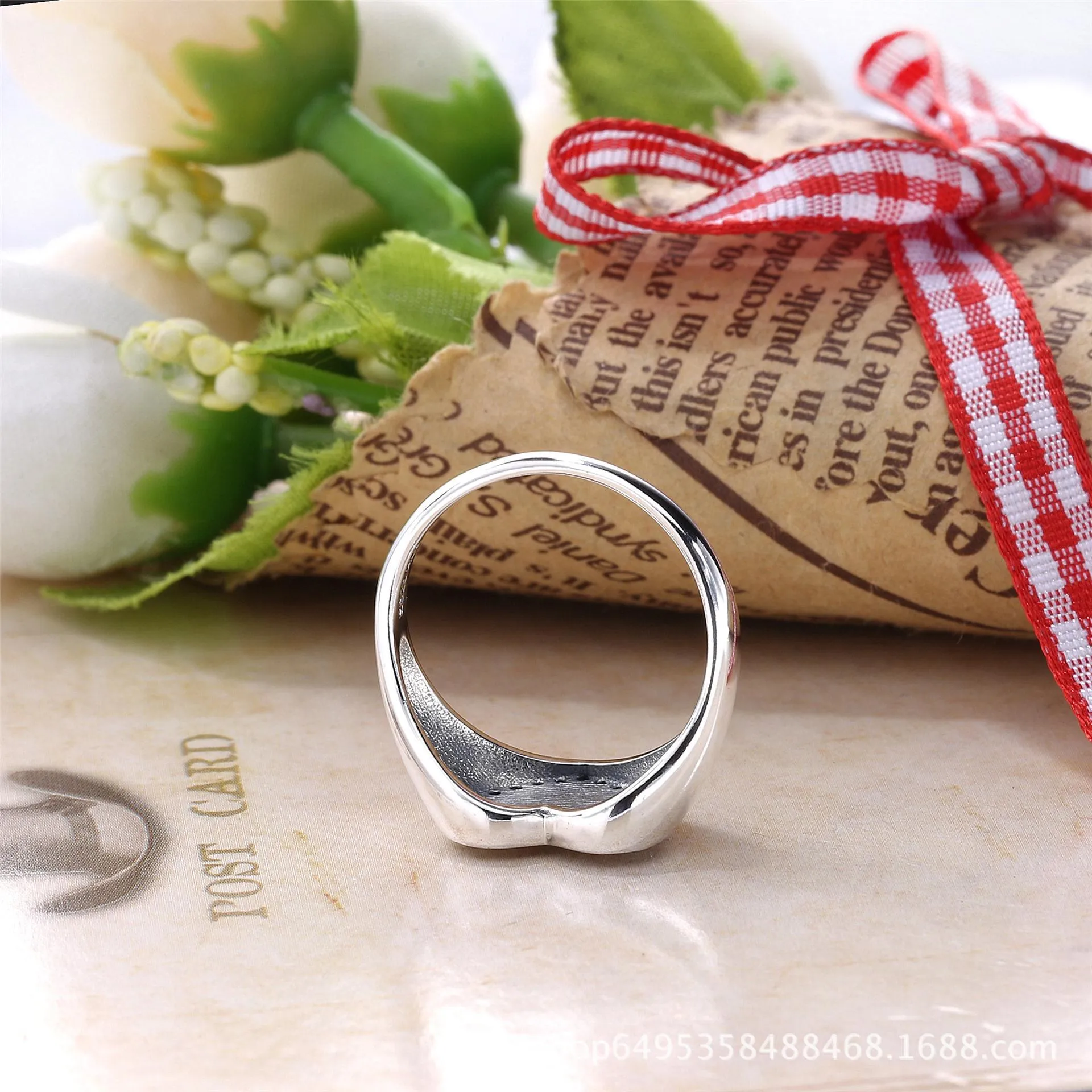 PANDORA Heart Signet, Clear CZ Ring - 191042CZ