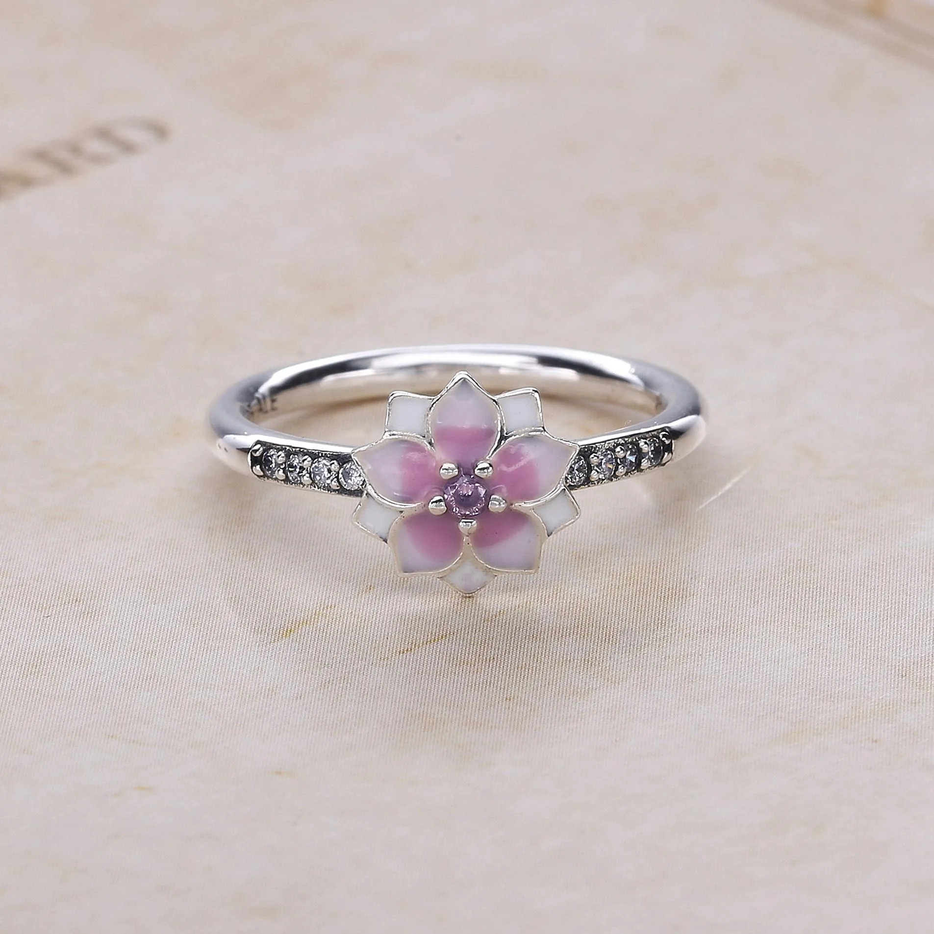 PANDORA Magnolia Bloom Ring - 191026PCZ